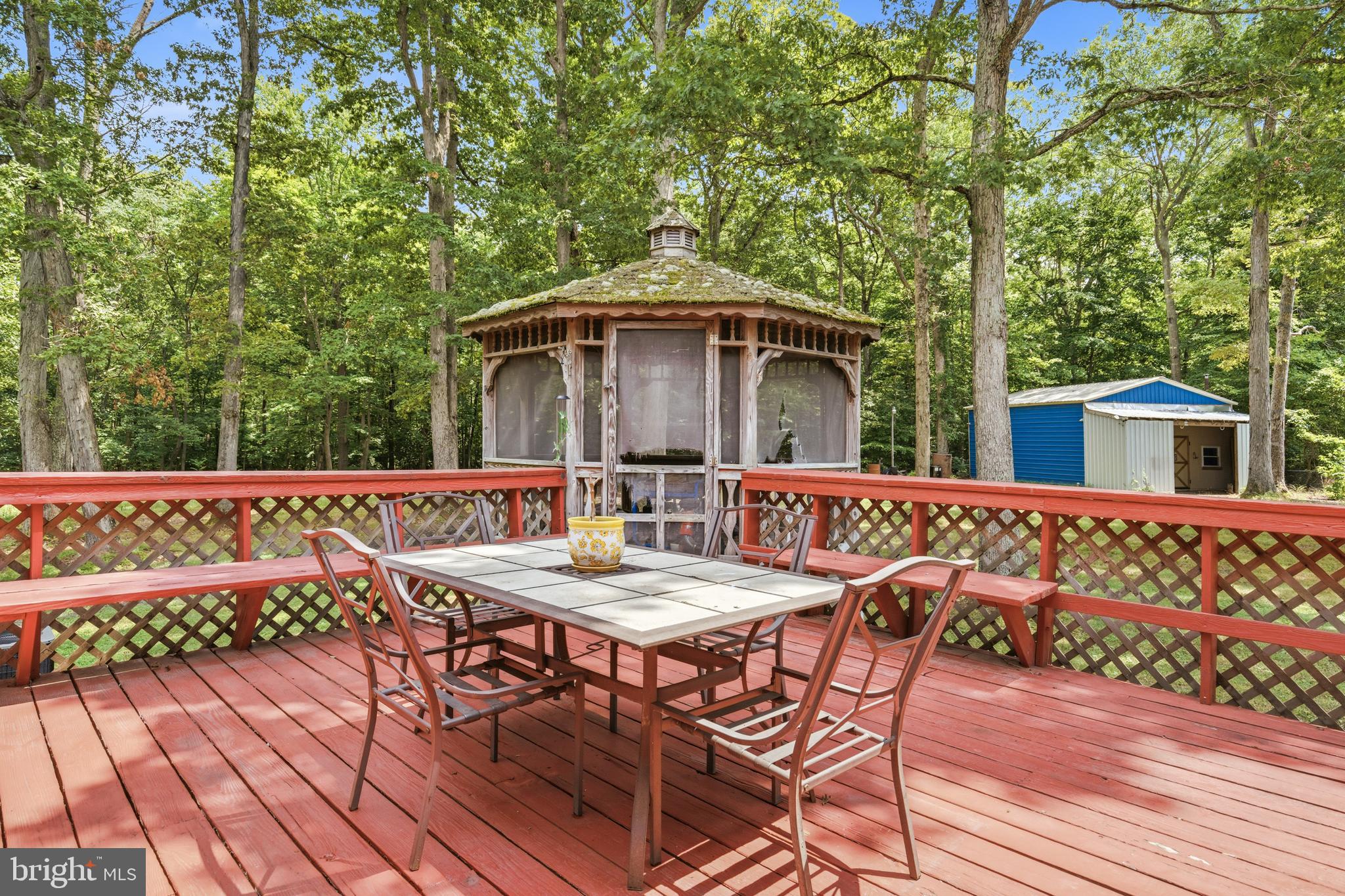 LAUREL ACRES SUB - Residential