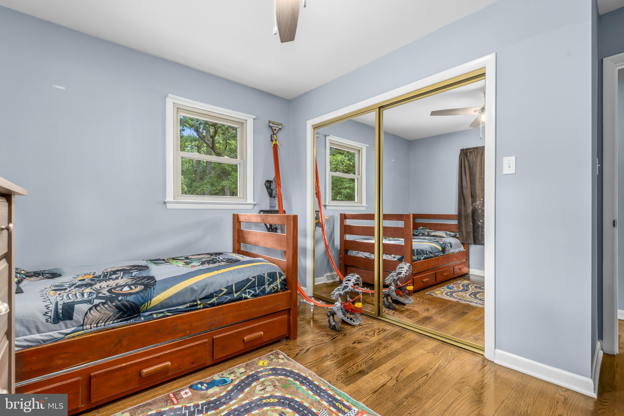 LAUREL ACRES SUB - Residential
