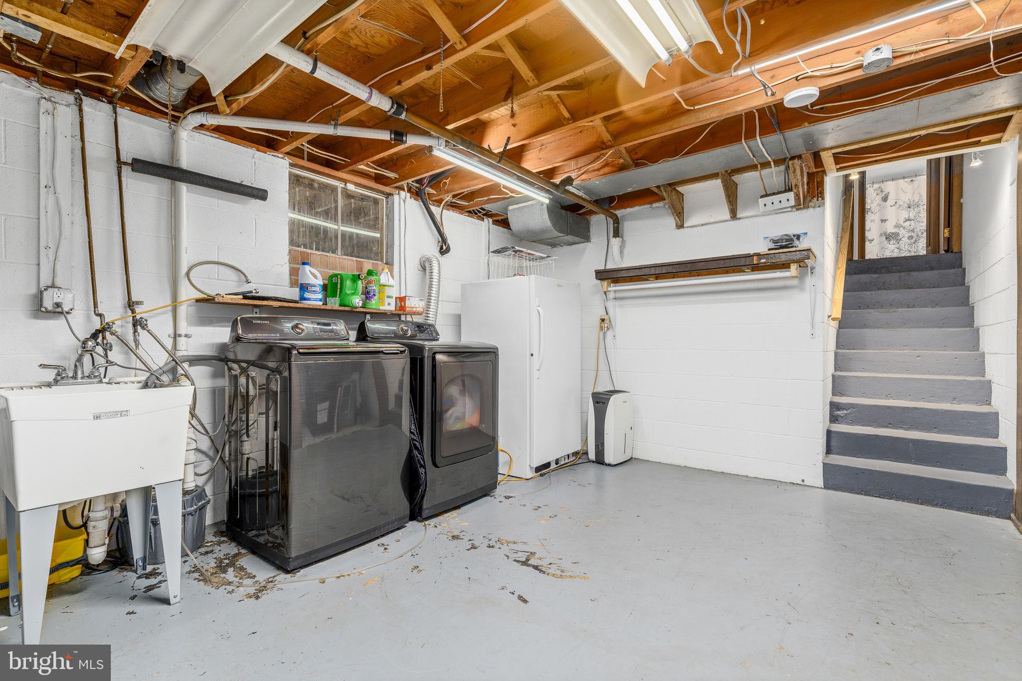 LAUREL ACRES SUB - Residential