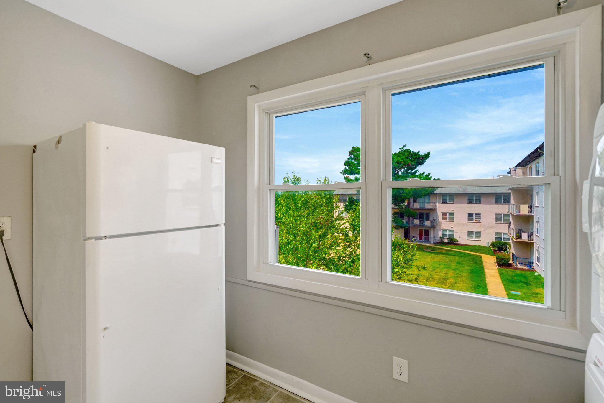 PINEWOOD SOUTH - Residential