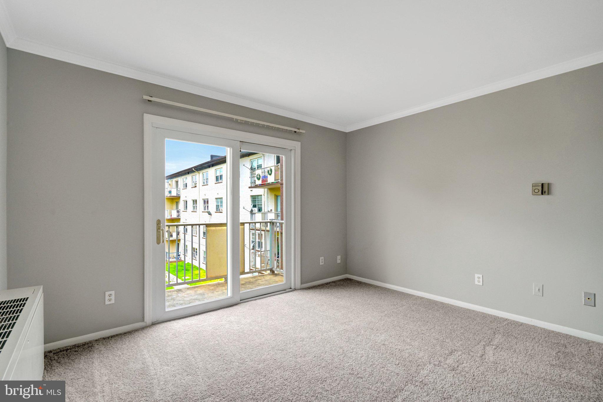 PINEWOOD SOUTH - Residential
