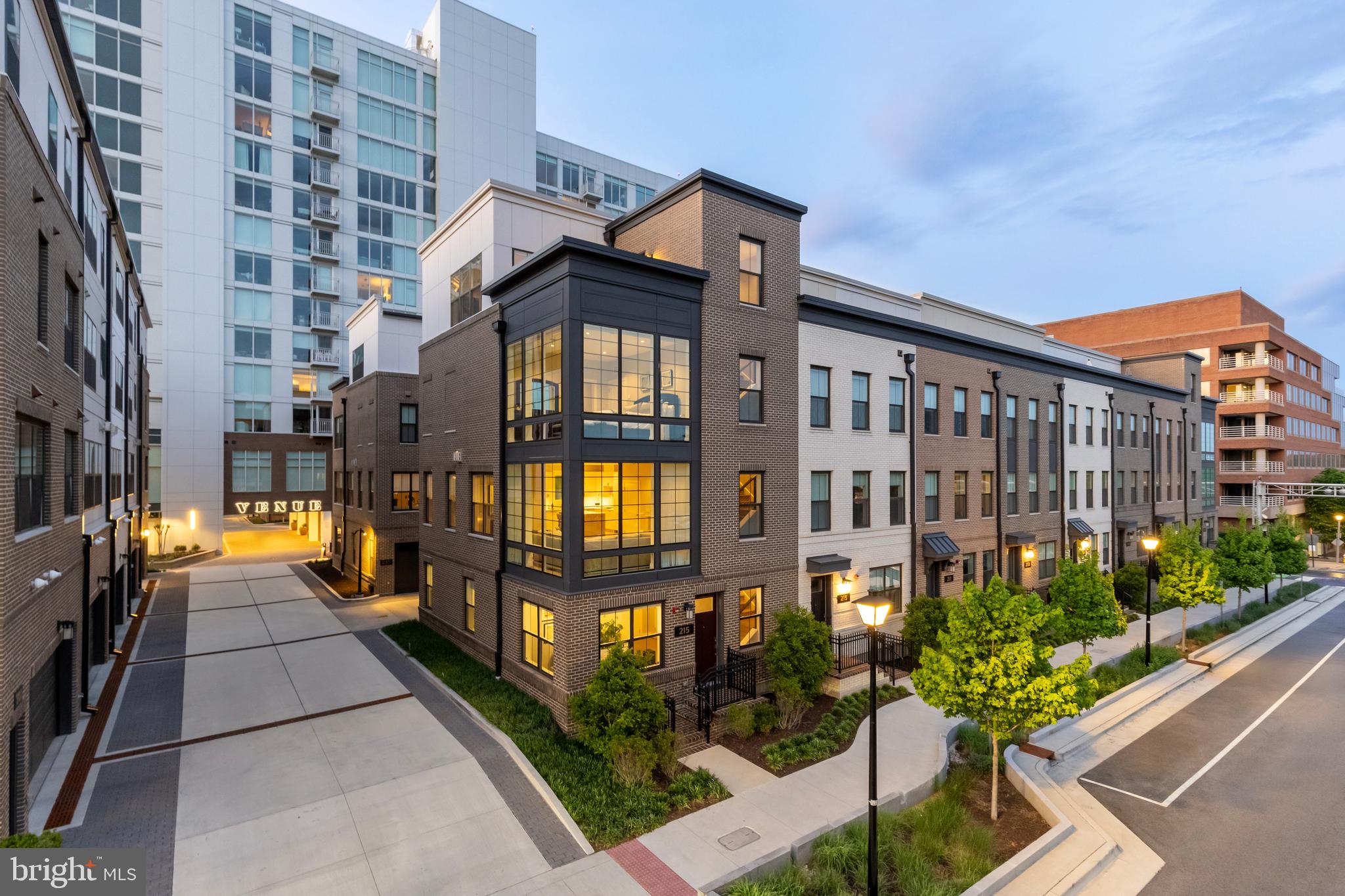 OLD TOWN NORTH - Residential