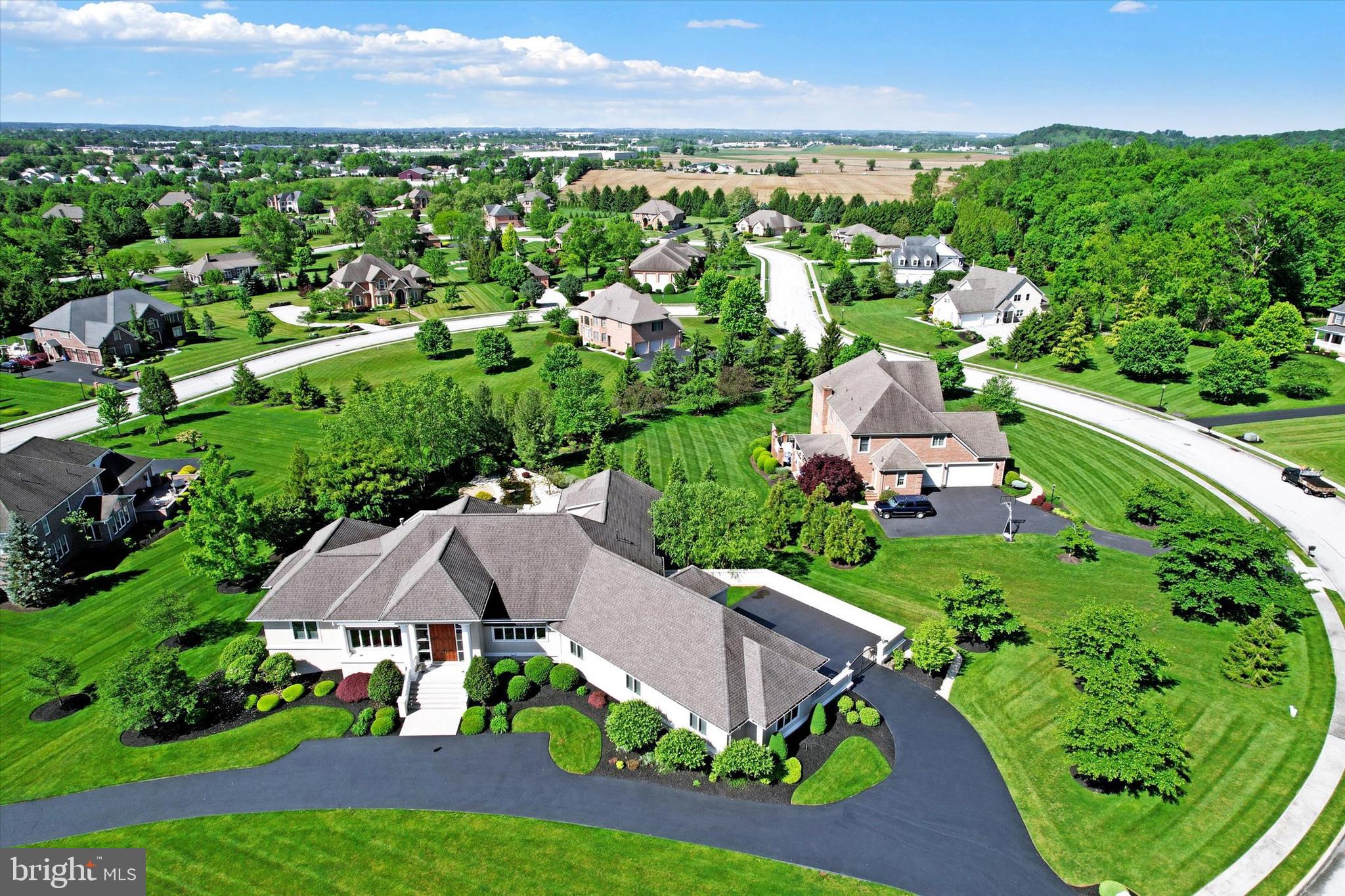 THORNHILL - Residential