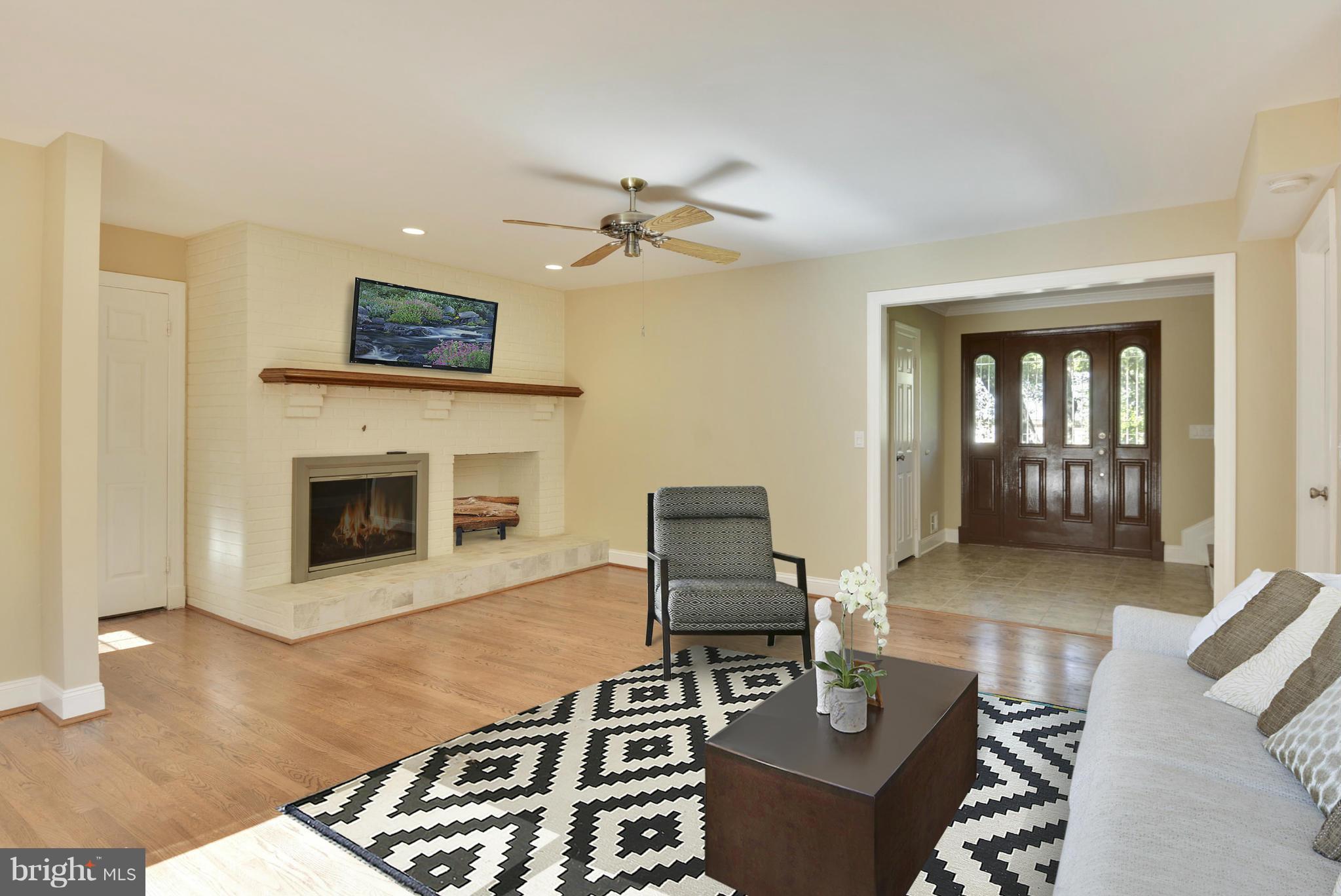 STRATFORD ON THE POTOMAC - Residential