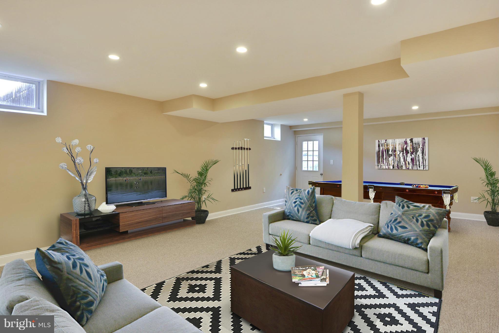 STRATFORD ON THE POTOMAC - Residential