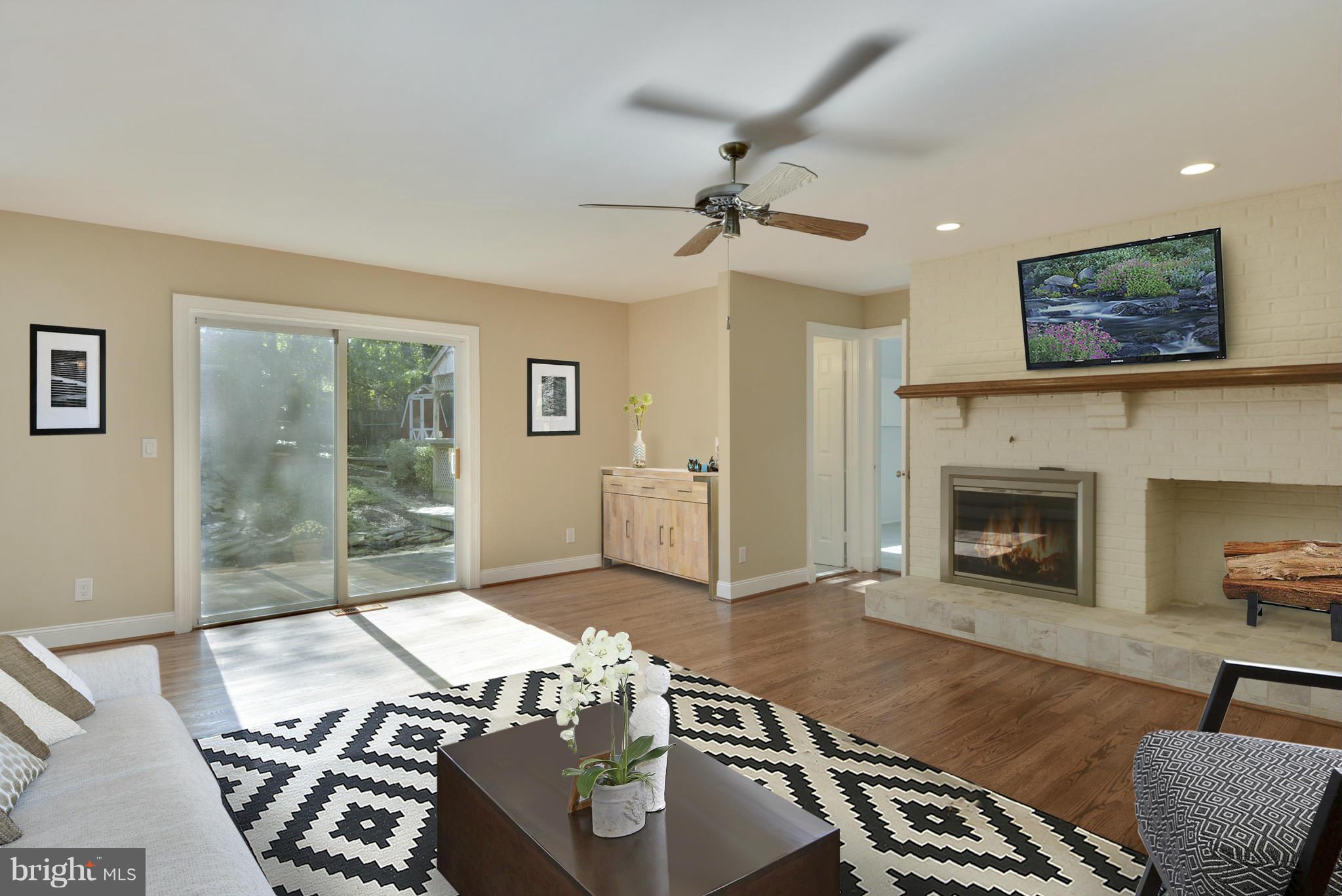 STRATFORD ON THE POTOMAC - Residential