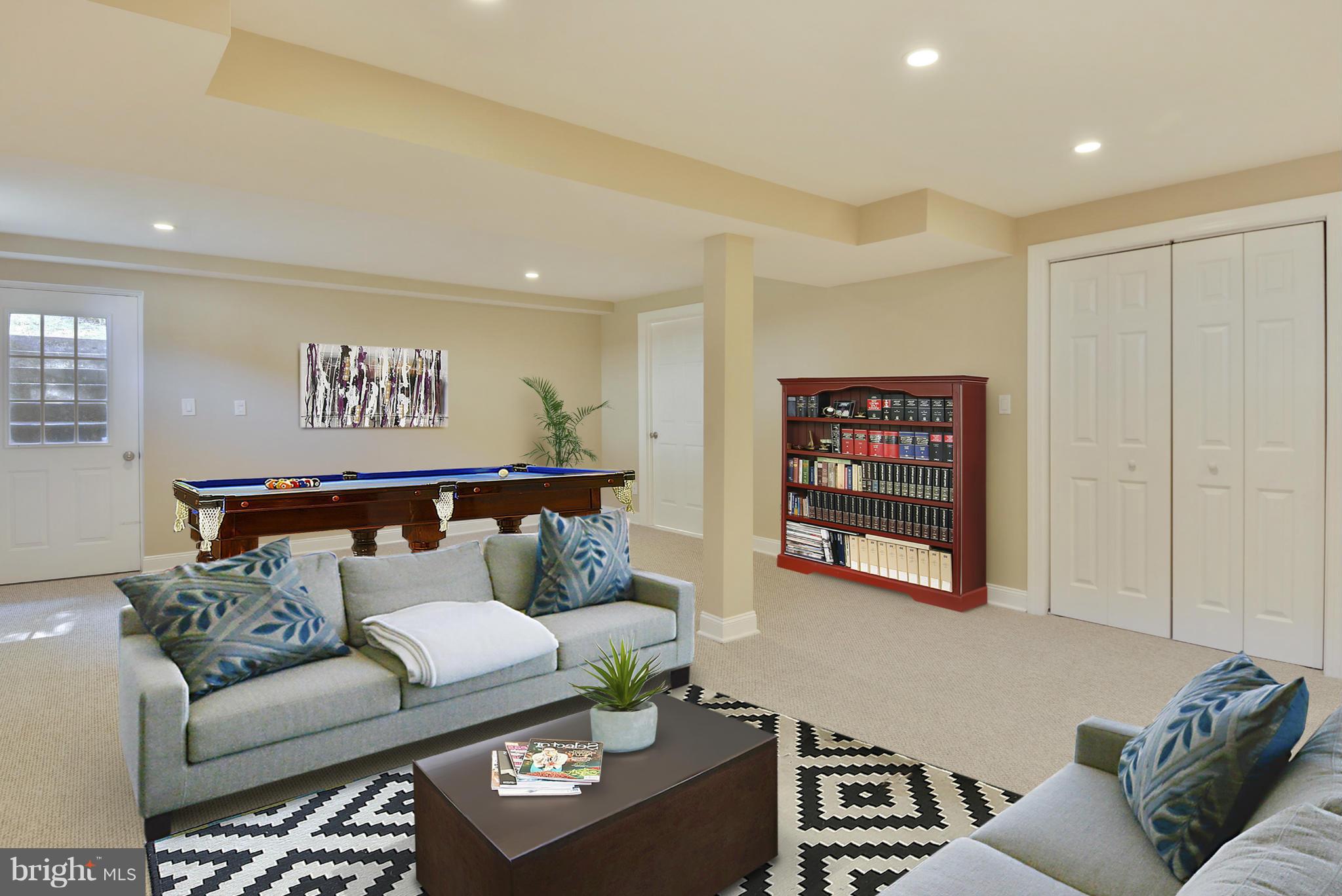 STRATFORD ON THE POTOMAC - Residential