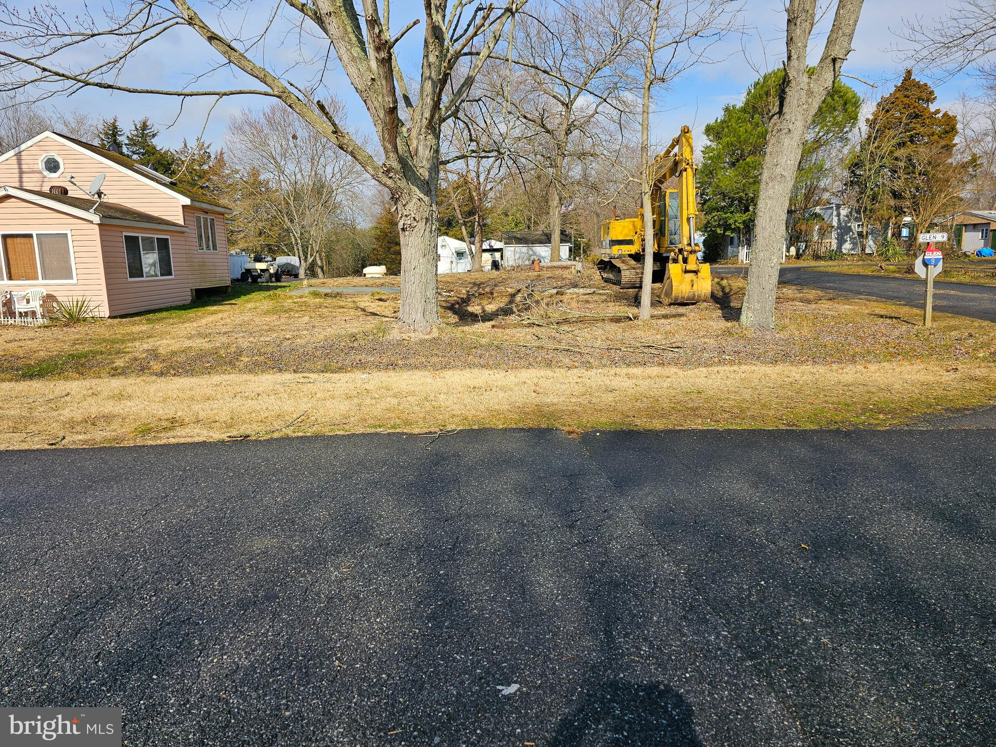 Flat oversized corner lot located in Glen 9 of Indian Acres Campground. Restricted to 150 days a year no more than 100 consecutive days. Lot is cleared and ready for your camper to find it's new home. Gated community has a lot to offer as a great getaway to nature. Bring your golf cart to get around. Bath houses open all year (unless being renovated). Seasonal pool and a boat ramp that is open all year as well as ponds and lake for fishing. Community activities planned as well.