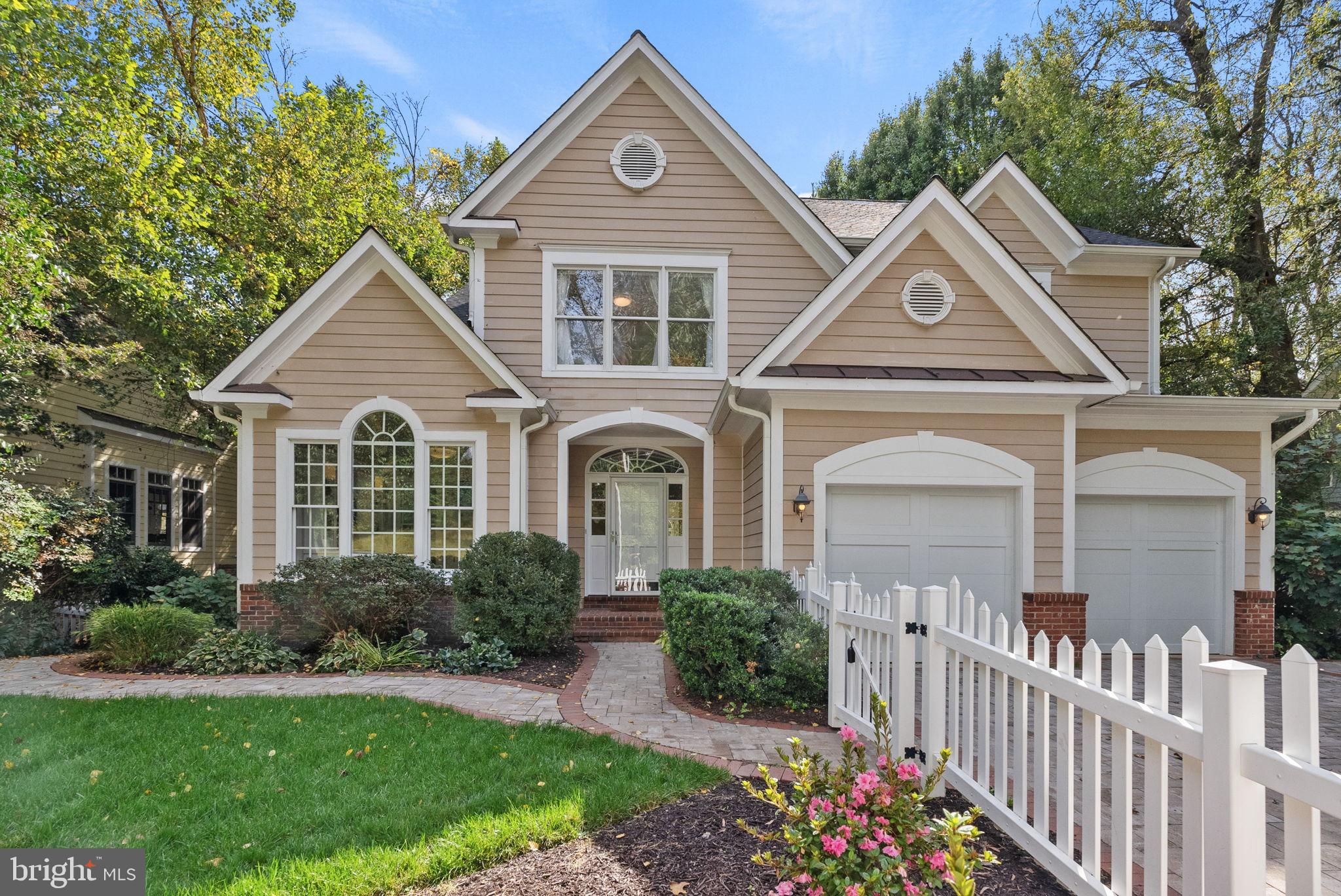 WOODMONT - Residential