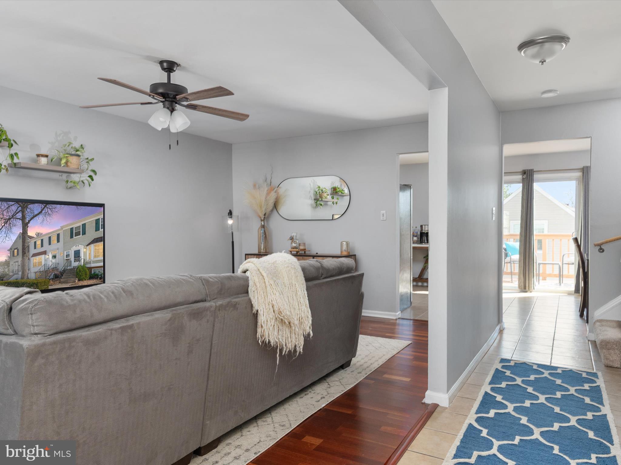 CROFTON MEWS CONDO - Residential
