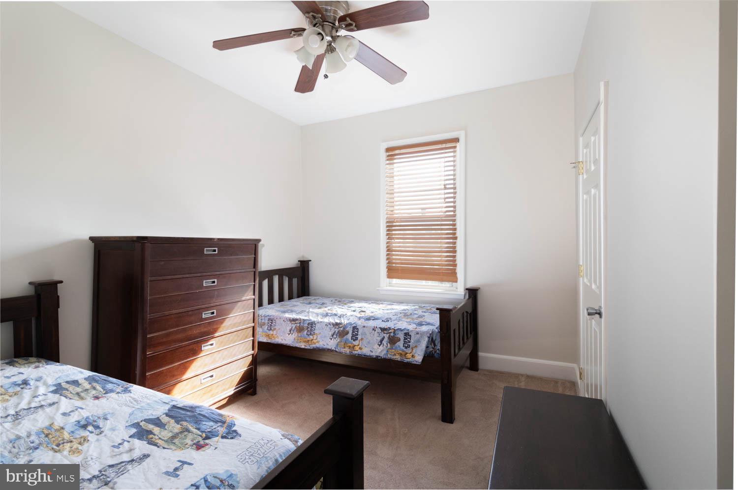 BRIDESBURG - Residential
