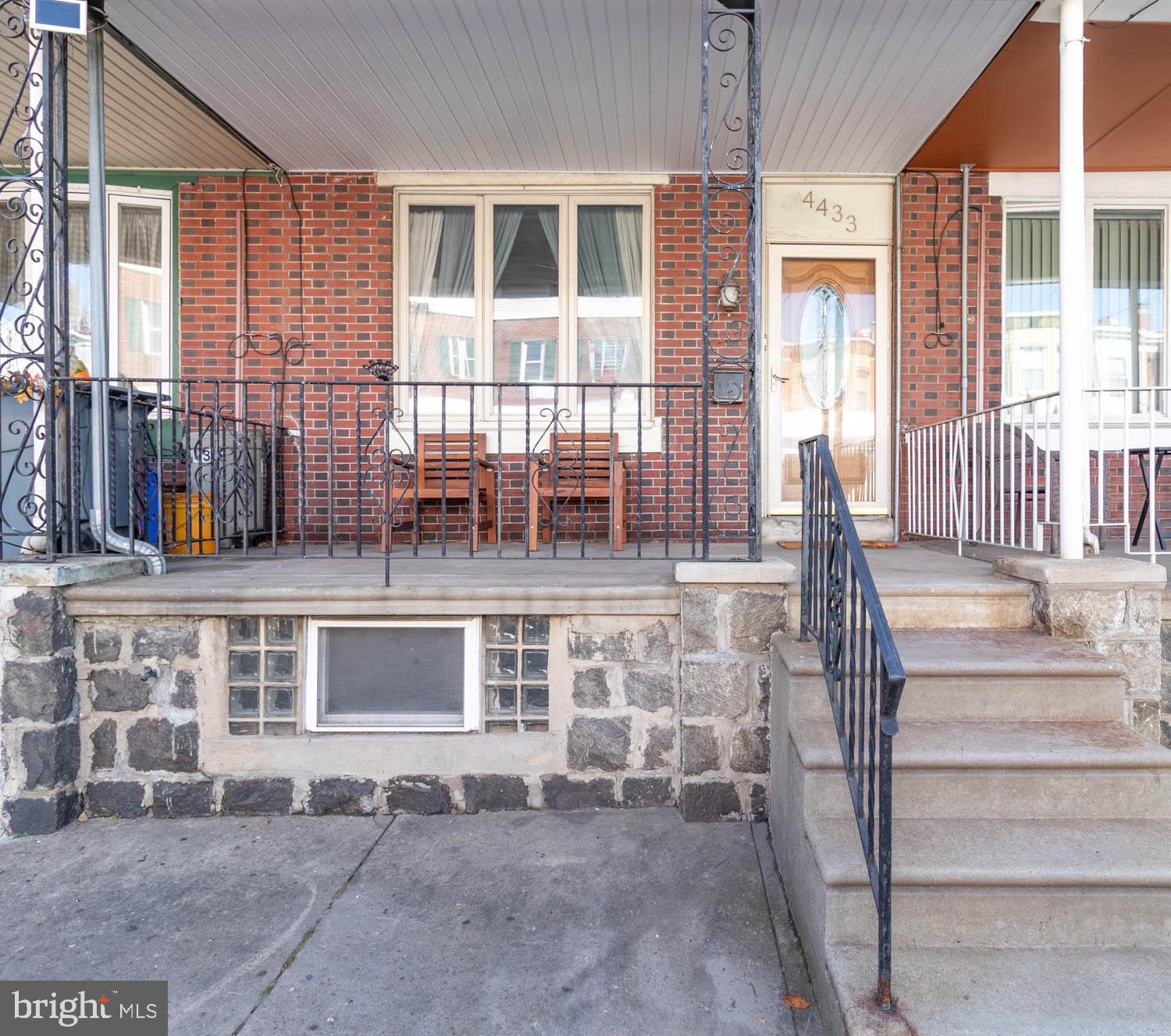 BRIDESBURG - Residential