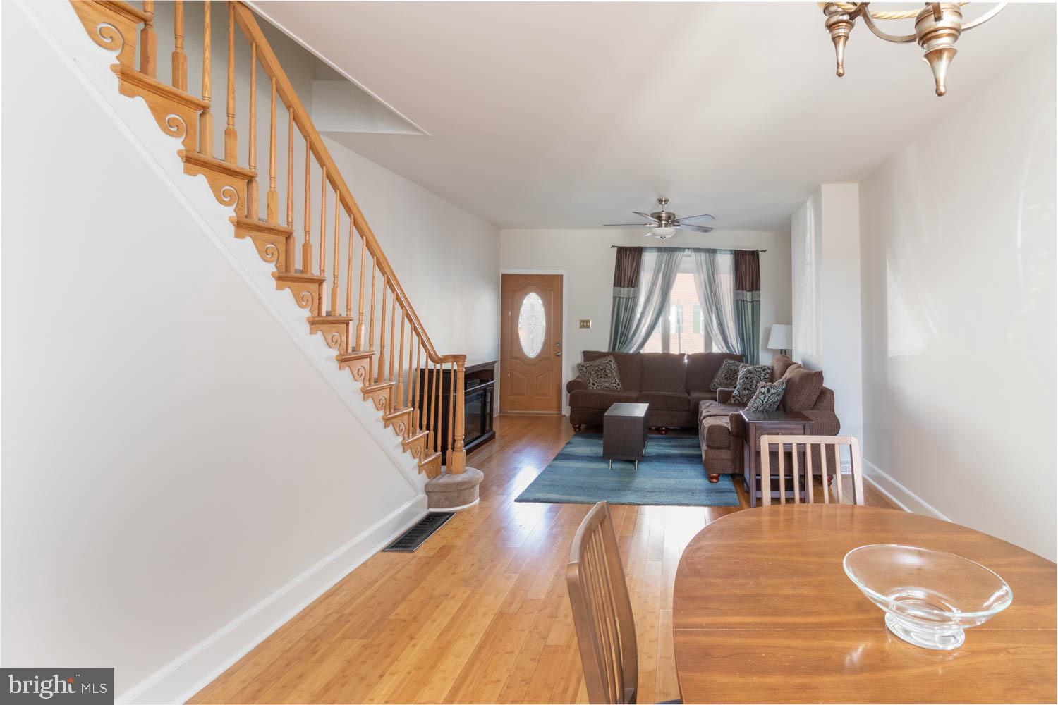BRIDESBURG - Residential