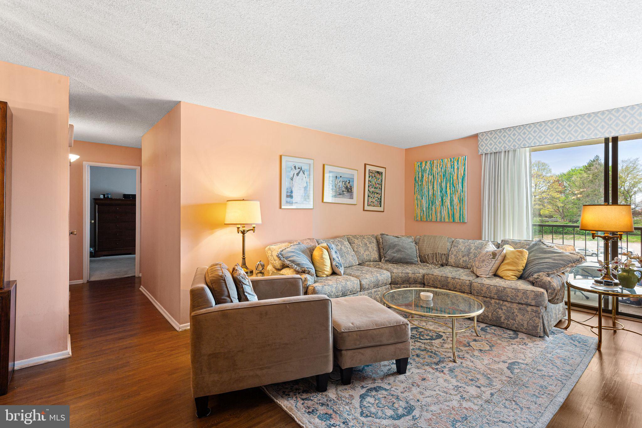 PLYMOUTH HILL - Residential