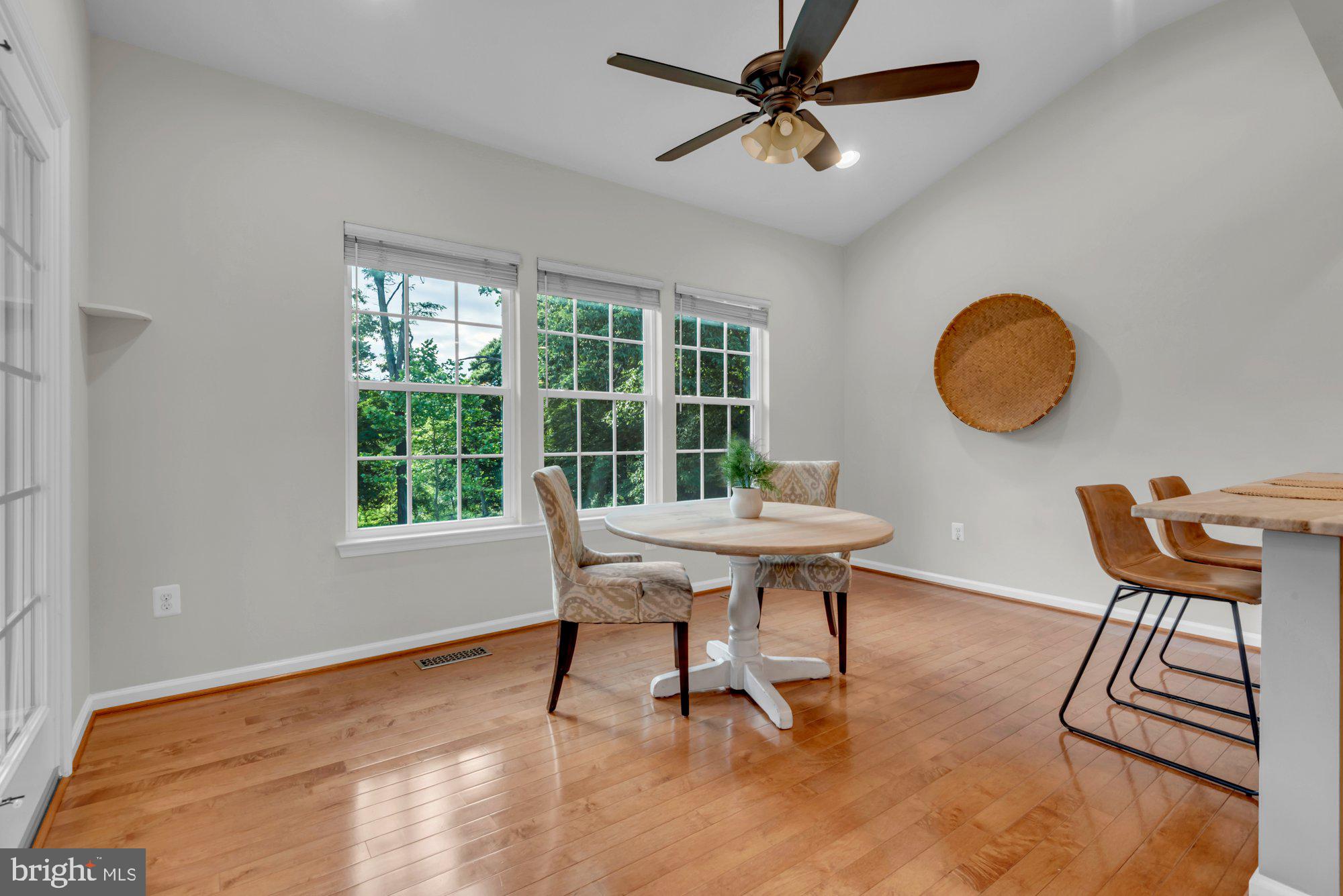 GROVEMONT OVERLOOK - Residential