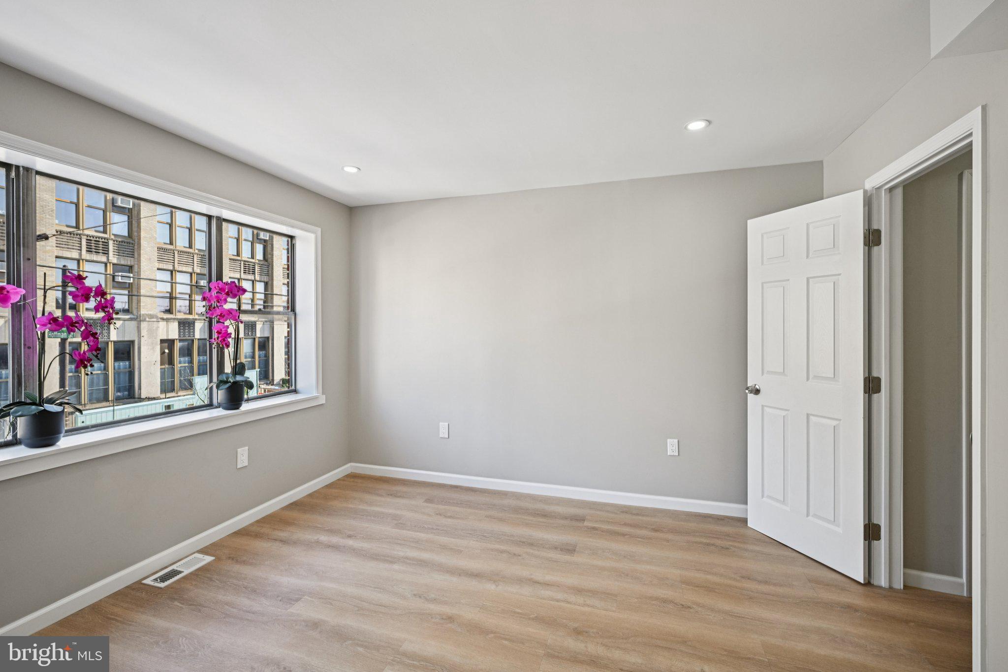 EAST PASSYUNK CROSSING - Residential