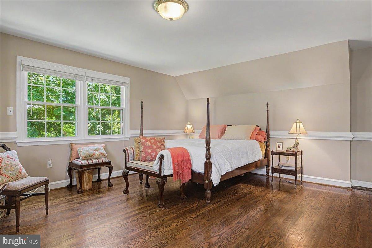 WAWASET PARK - Residential