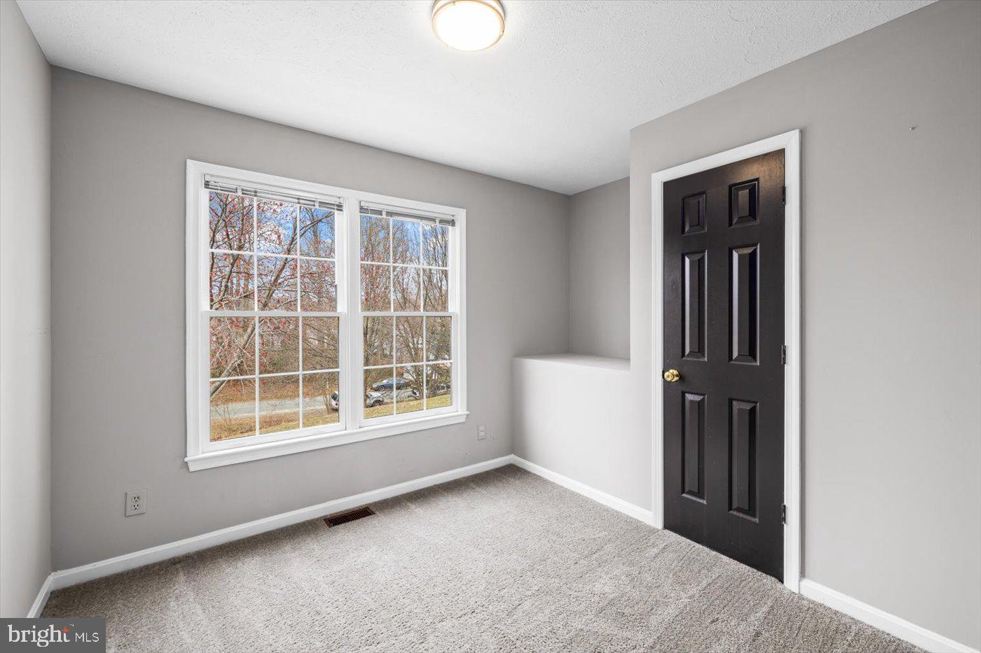 WALNUT HILLS - Residential