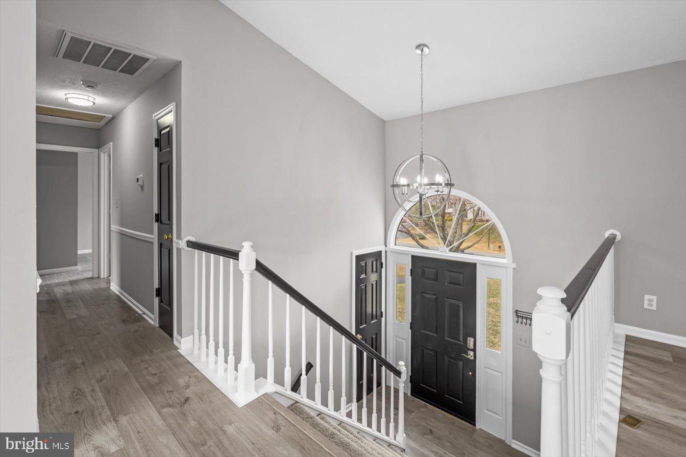 WALNUT HILLS - Residential