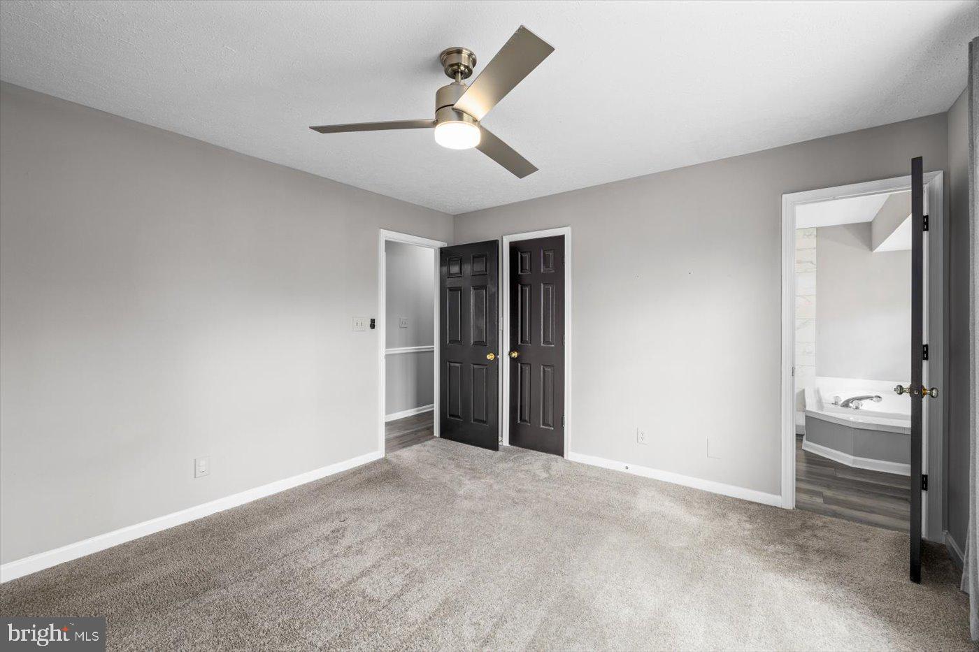 WALNUT HILLS - Residential