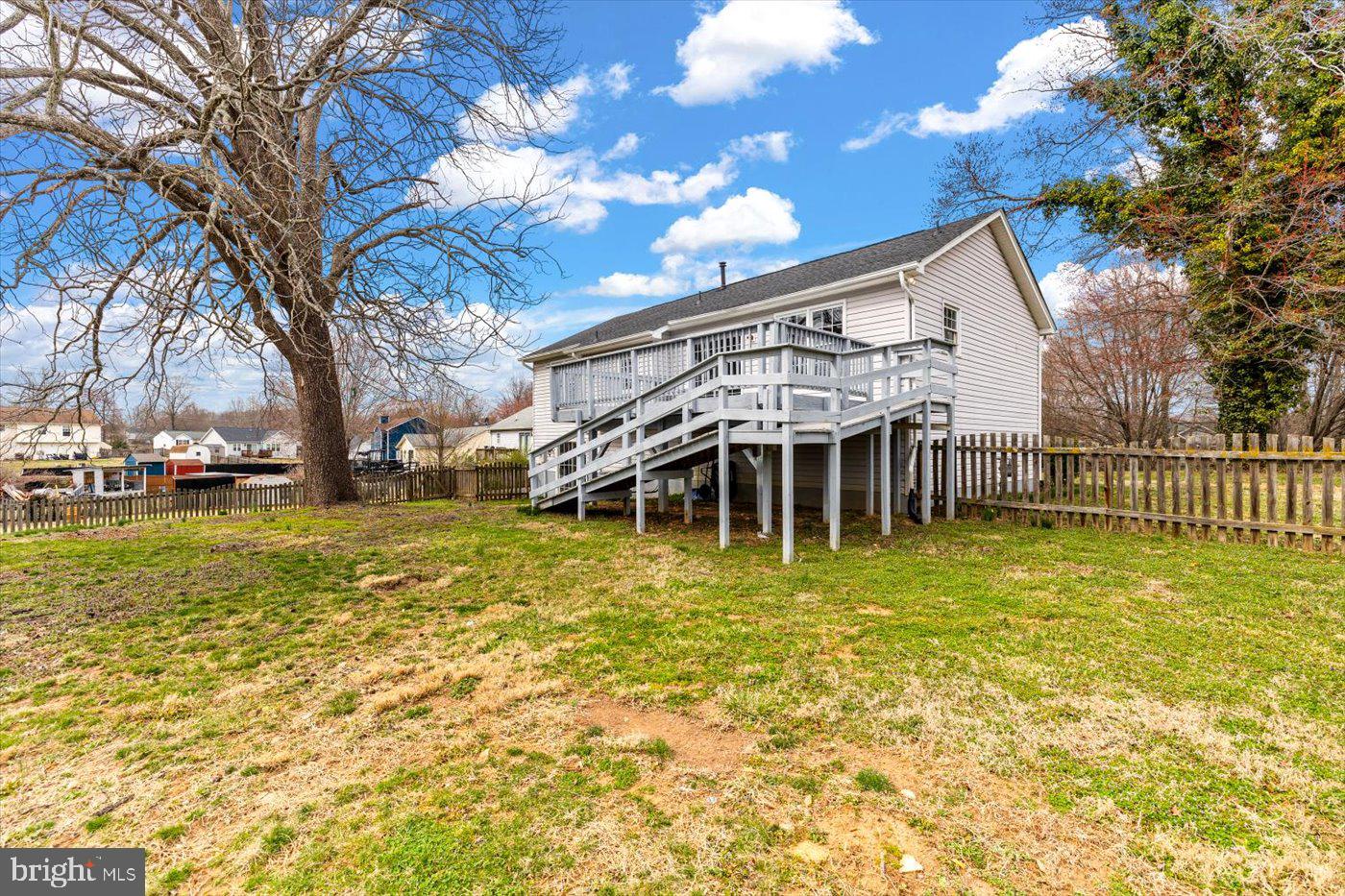 WALNUT HILLS - Residential