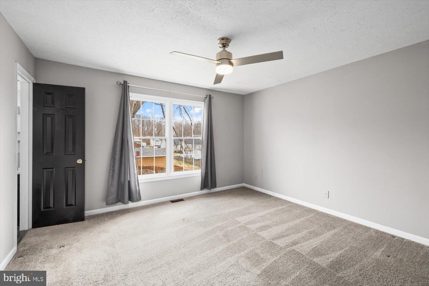 WALNUT HILLS - Residential