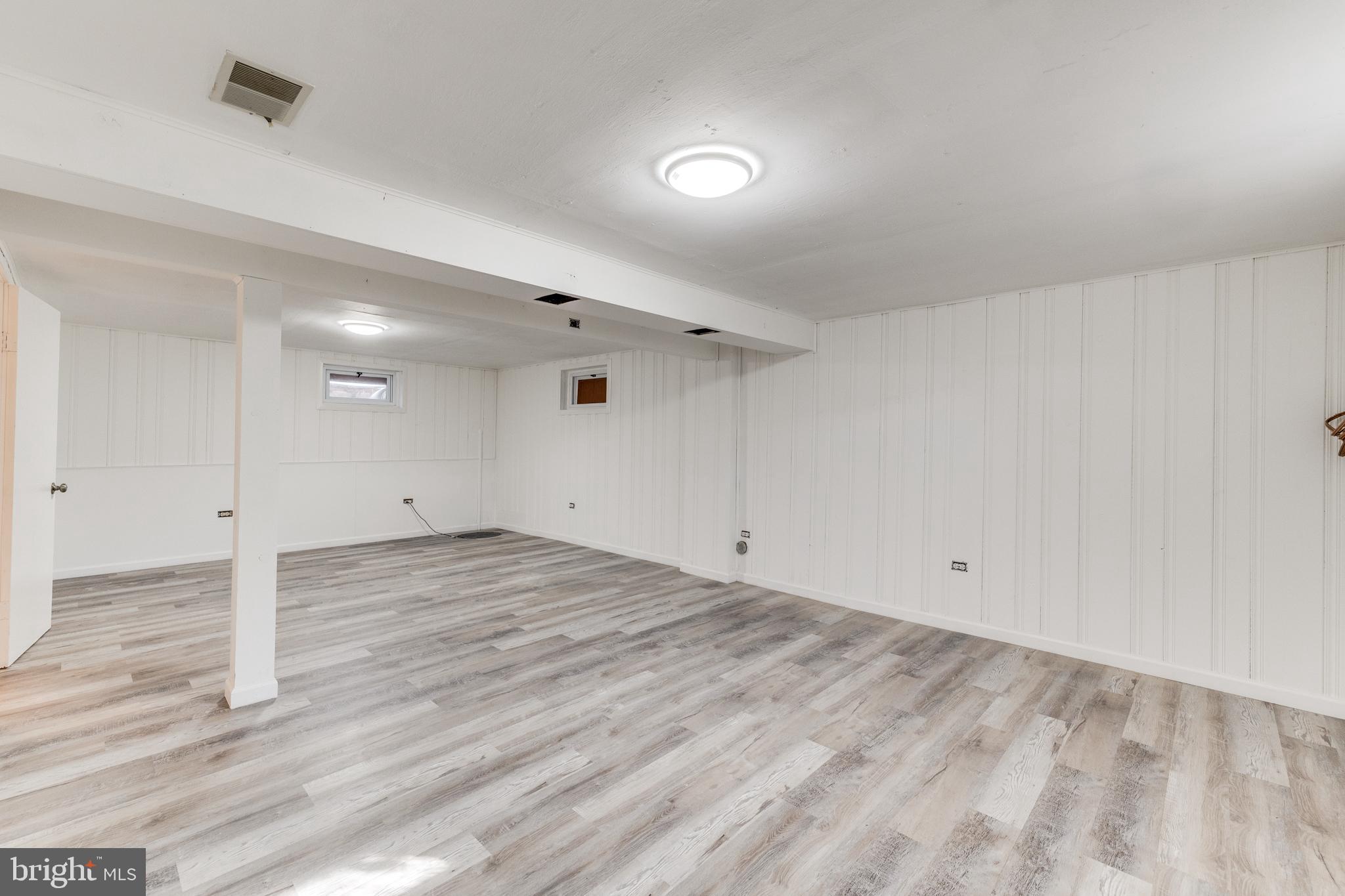 BROYHILL PARK - Residential