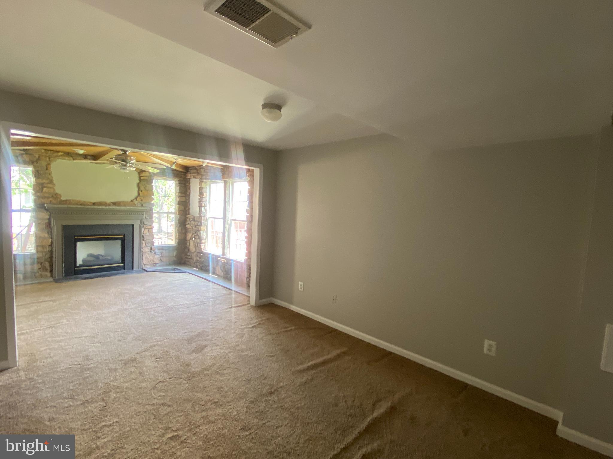 RIVERSIDE VILLAGES - Residential Lease