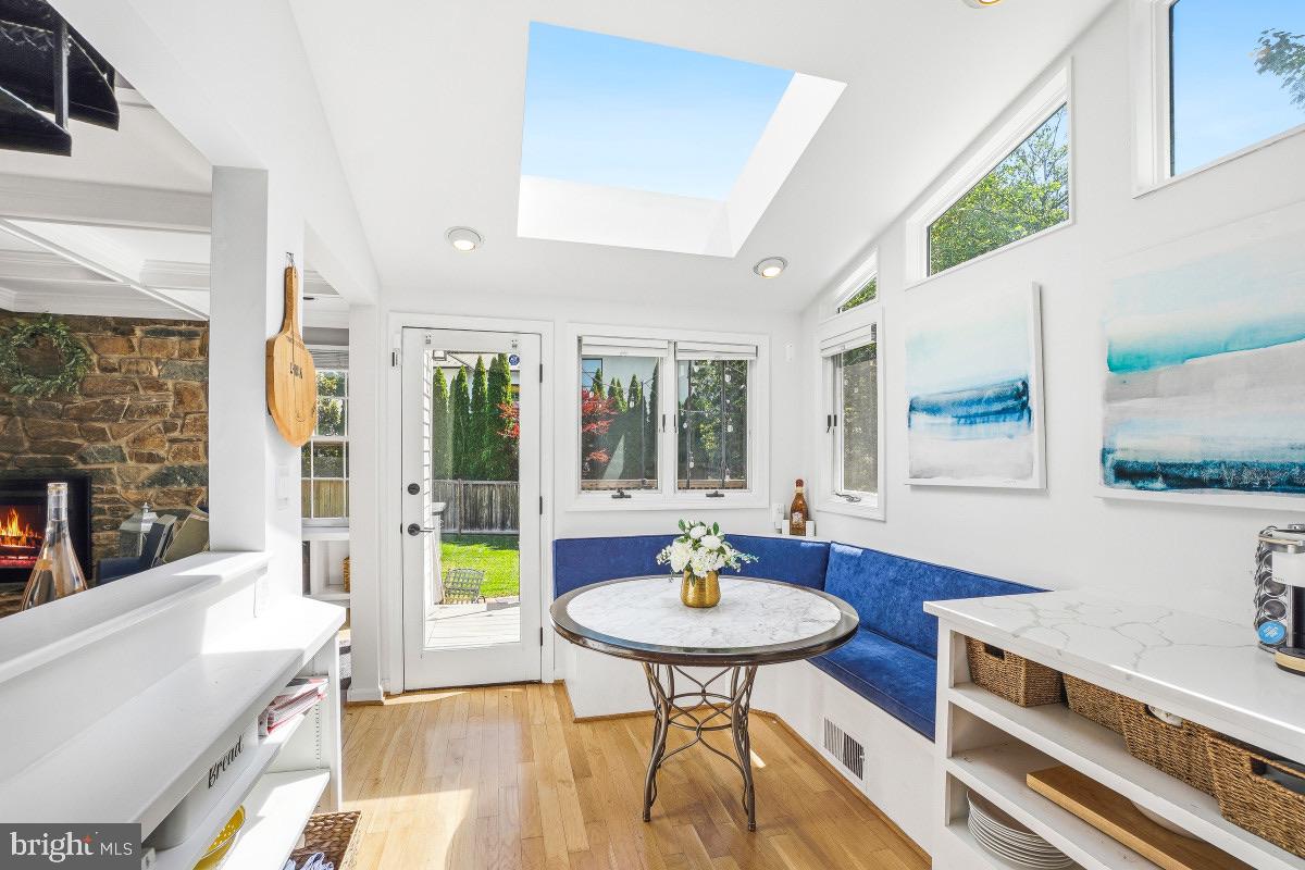 BRADLEY HILLS - Residential