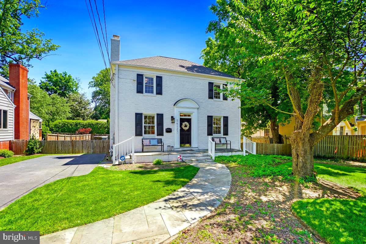 BRADLEY HILLS - Residential