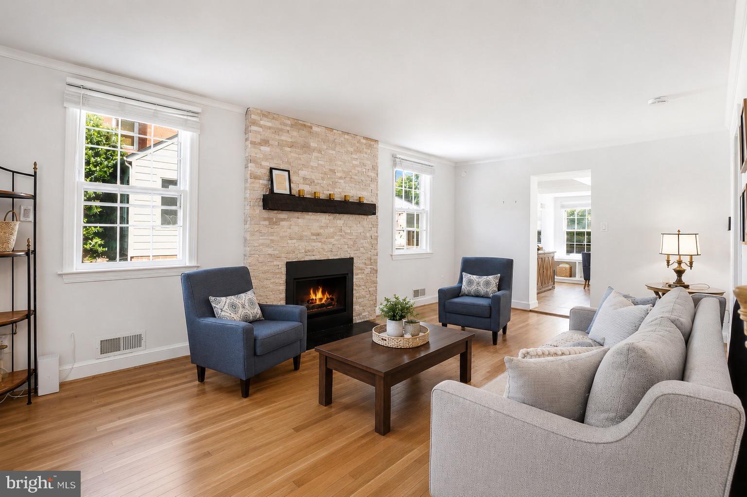 BRADLEY HILLS - Residential