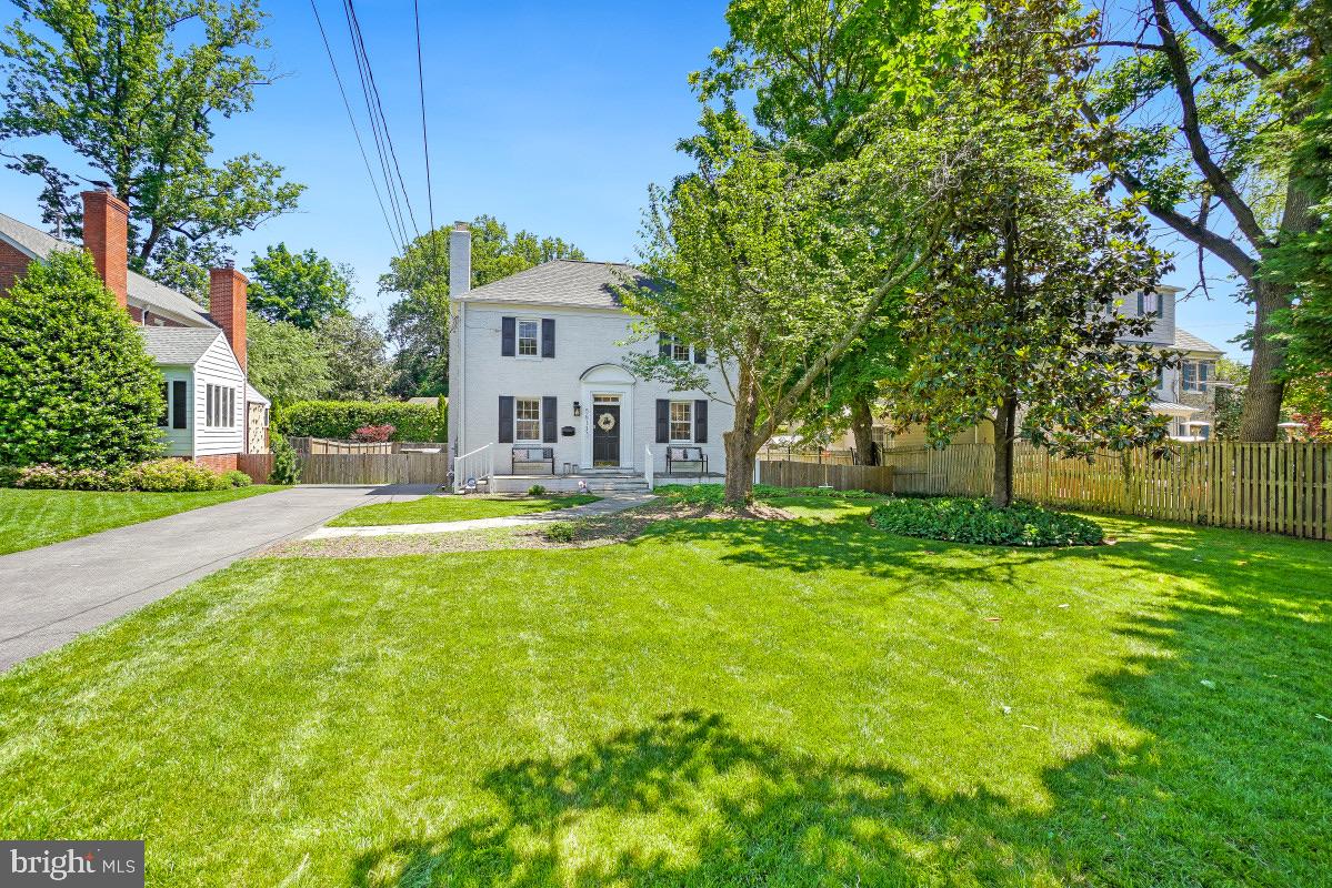 BRADLEY HILLS - Residential