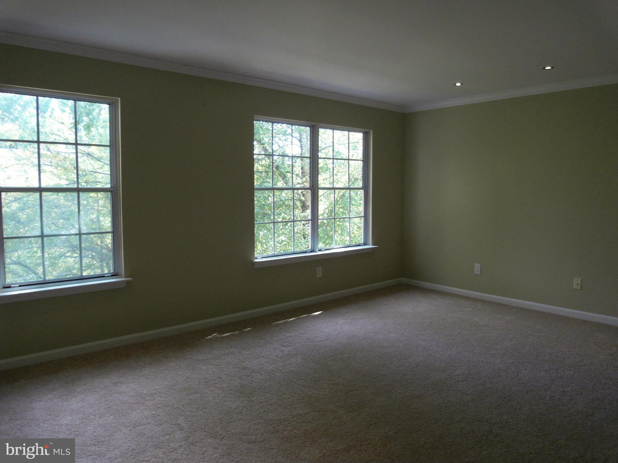WILLOW COVE MANORS - Residential