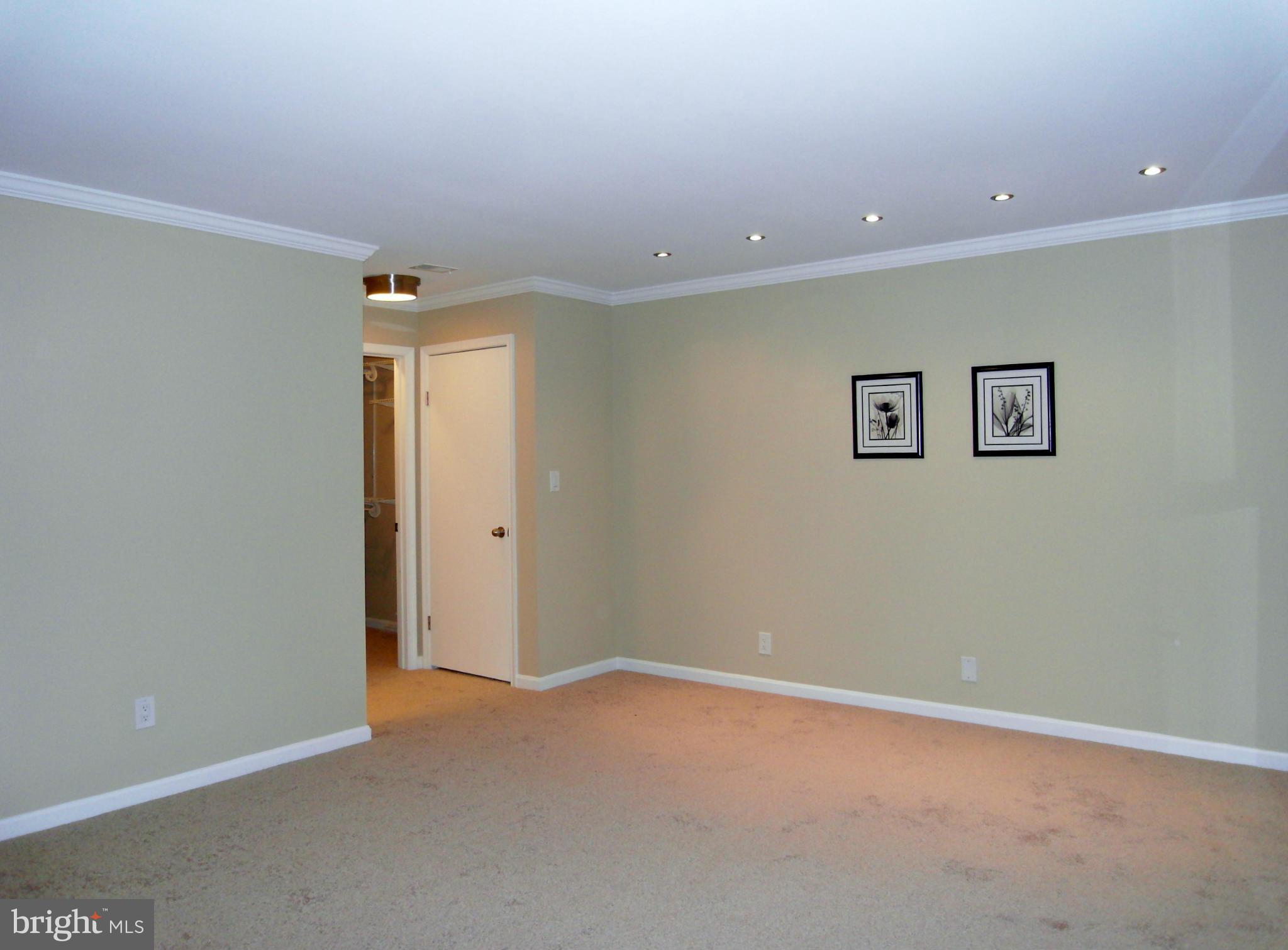 WILLOW COVE MANORS - Residential