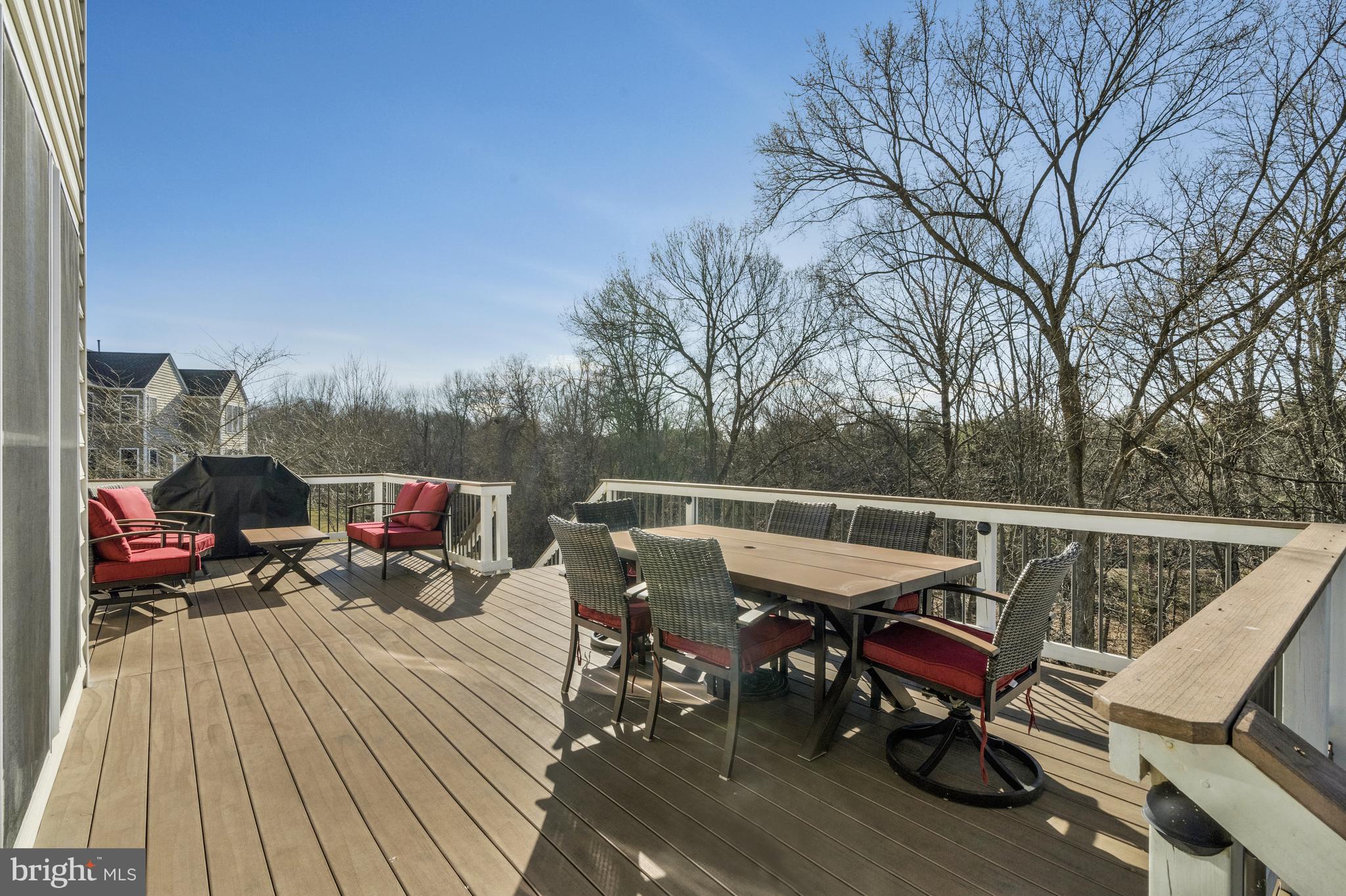 RED CEDAR - Residential