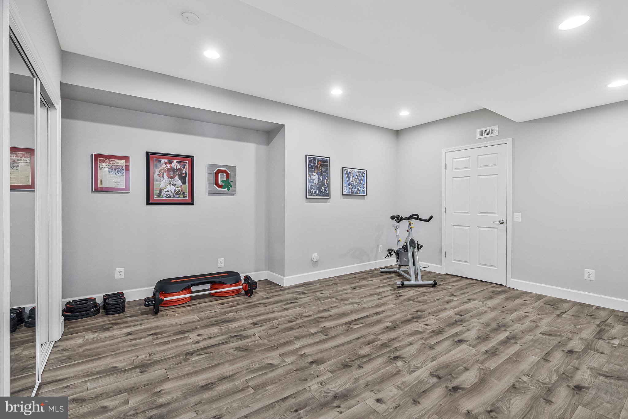 RED CEDAR - Residential