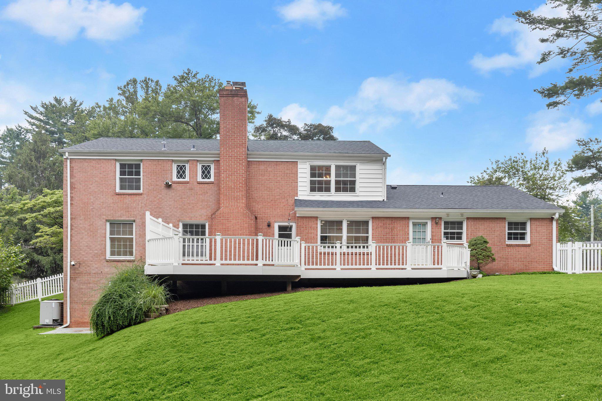 NORTH SPRINGBROOK - Residential