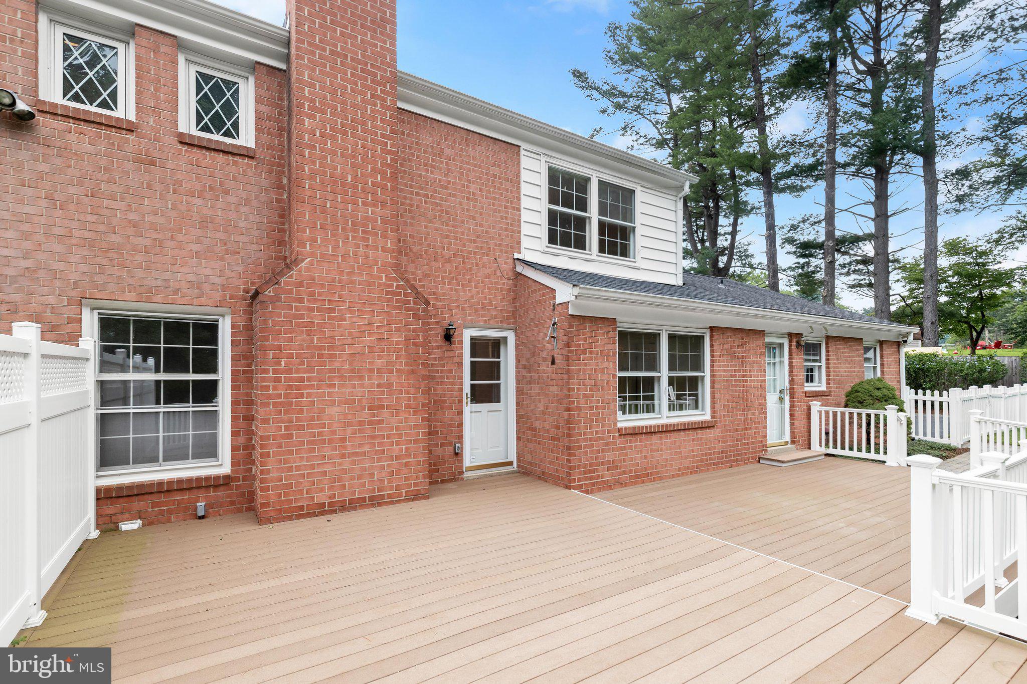 NORTH SPRINGBROOK - Residential