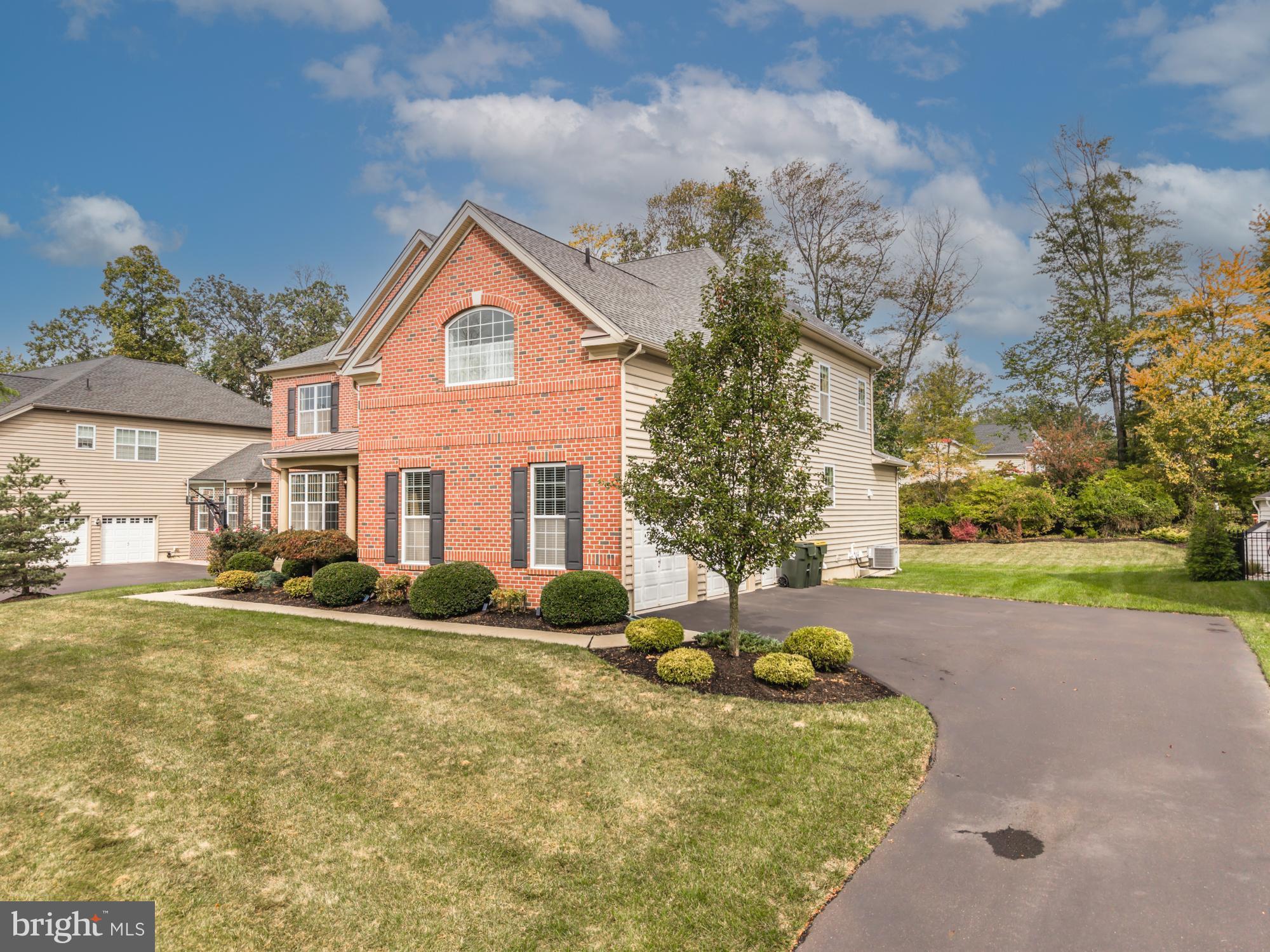 WARRINGTON GLEN - Residential