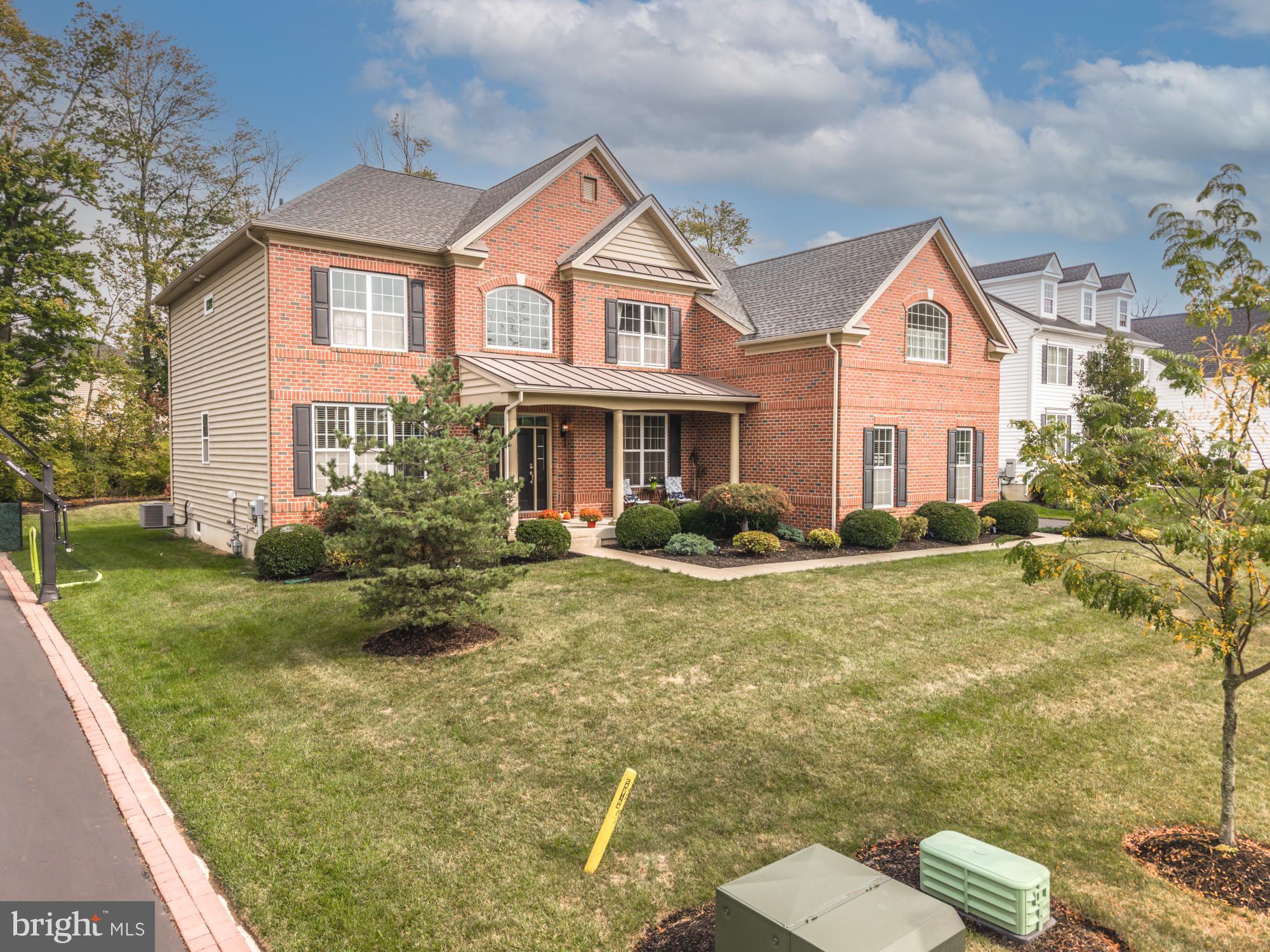 WARRINGTON GLEN - Residential