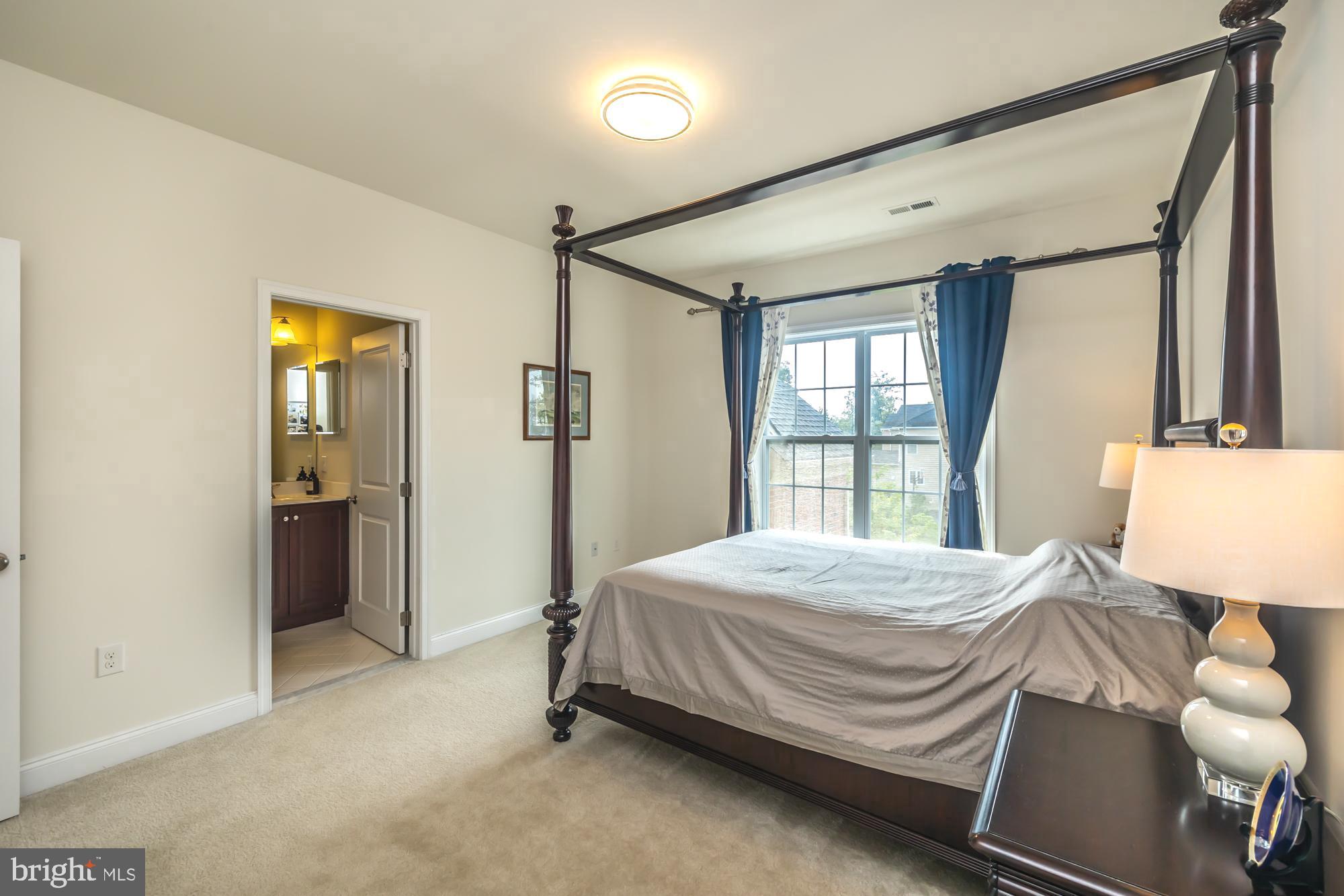 WARRINGTON GLEN - Residential