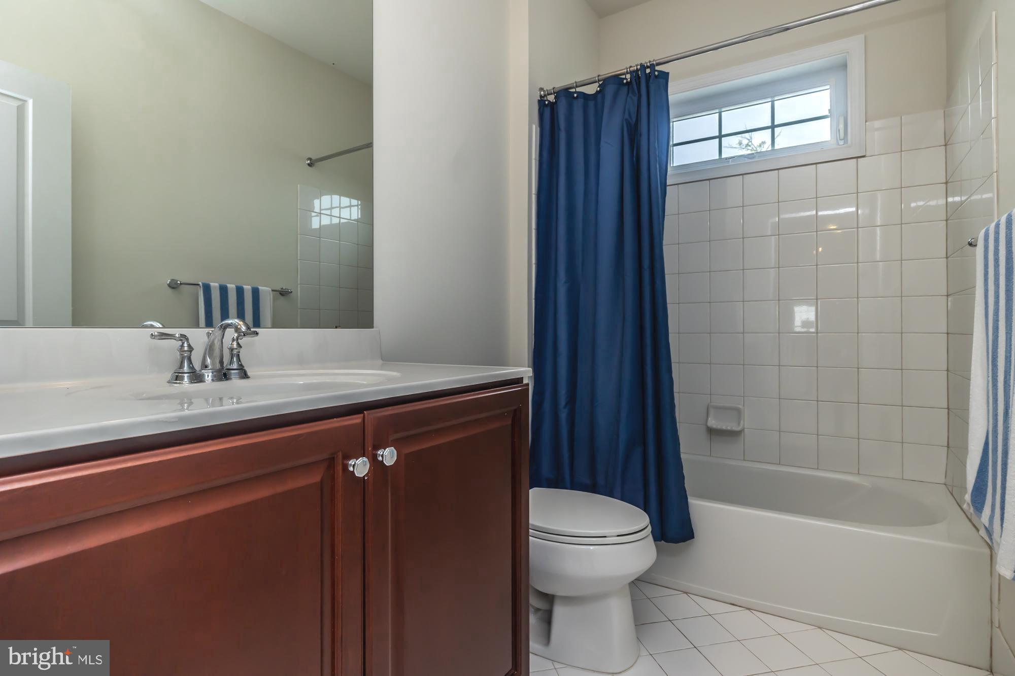 WARRINGTON GLEN - Residential