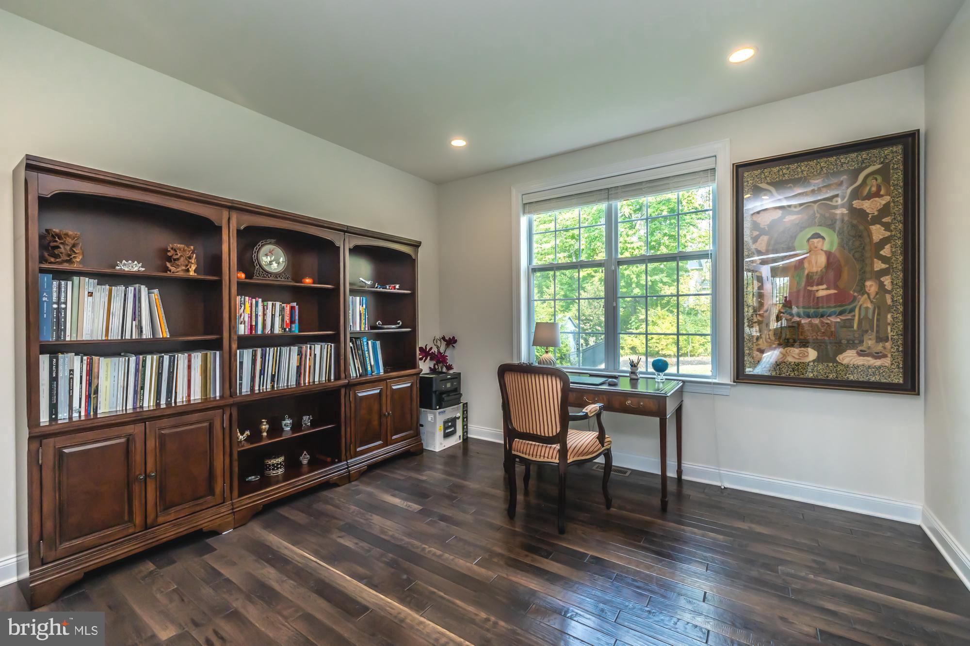 WARRINGTON GLEN - Residential