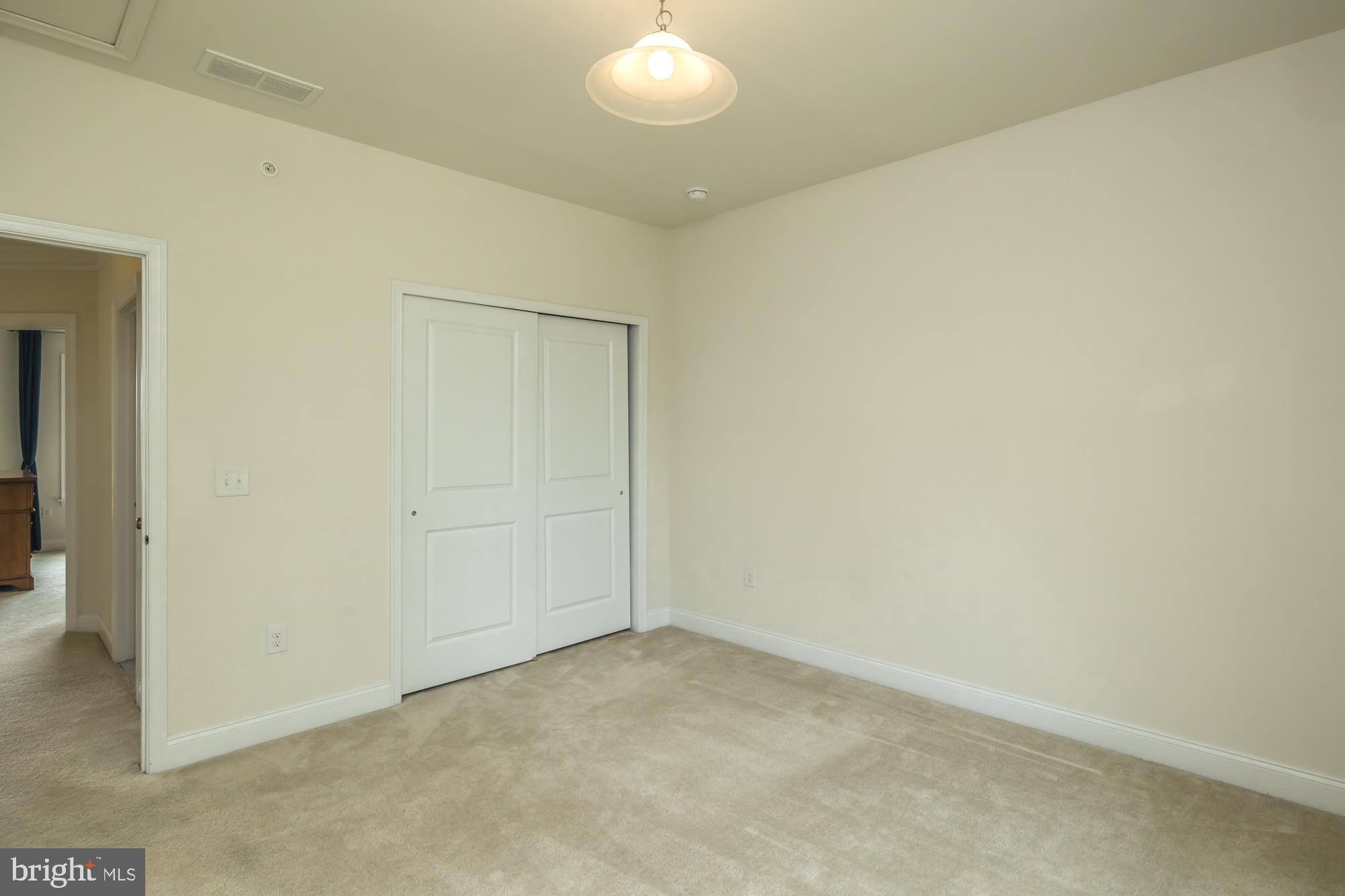 WARRINGTON GLEN - Residential