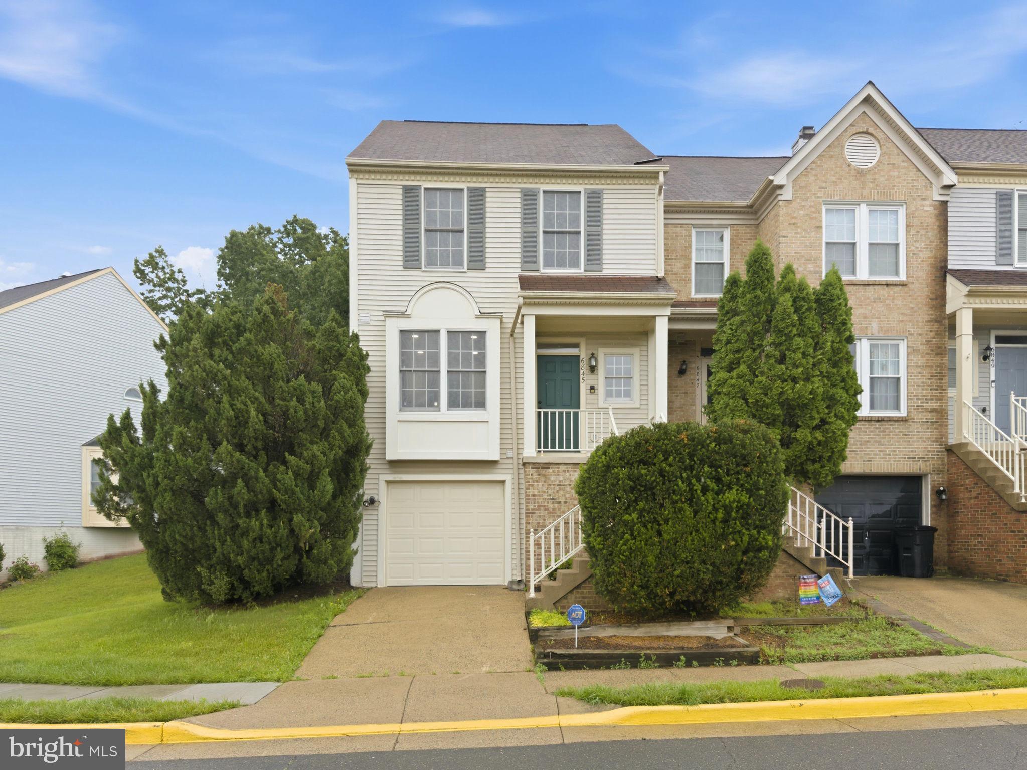 CROFTON COMMONS - Residential