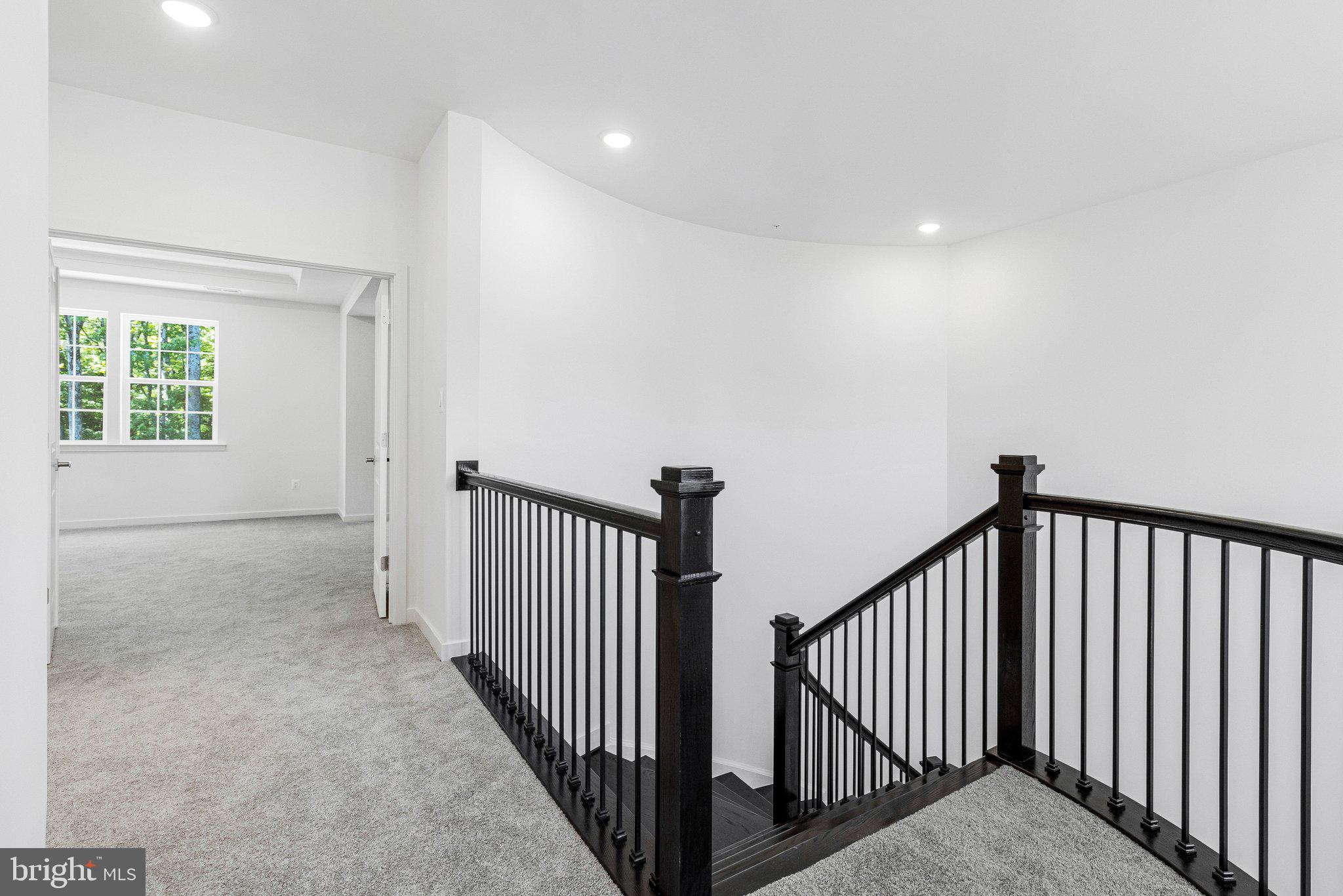 ST JAMES - Residential