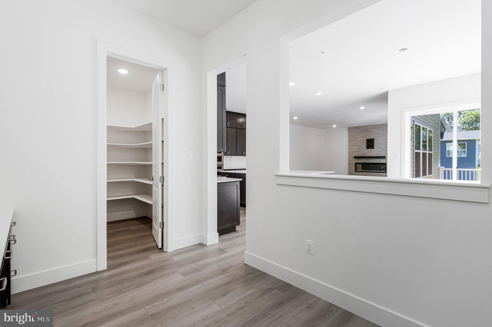 ST JAMES - Residential