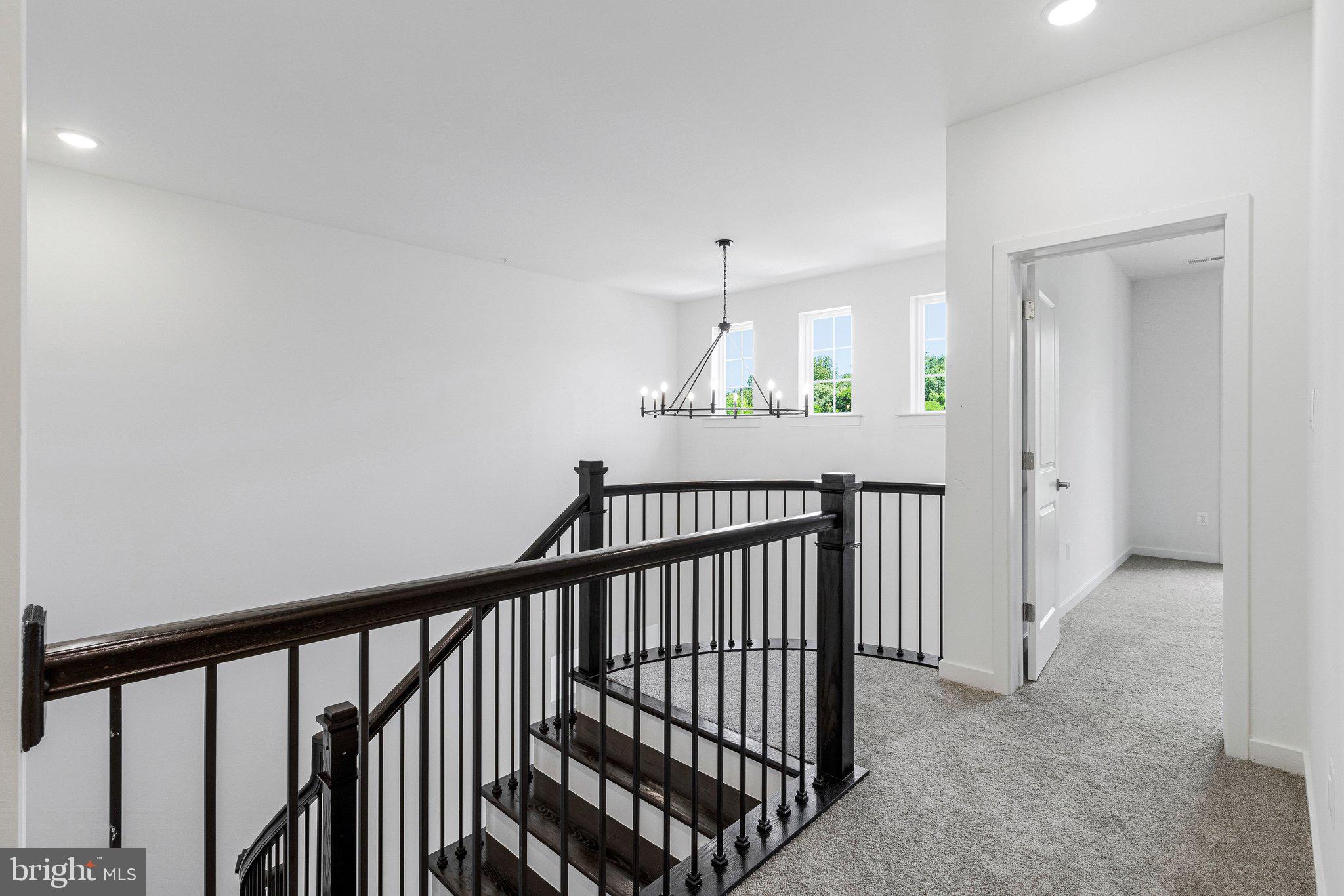 ST JAMES - Residential