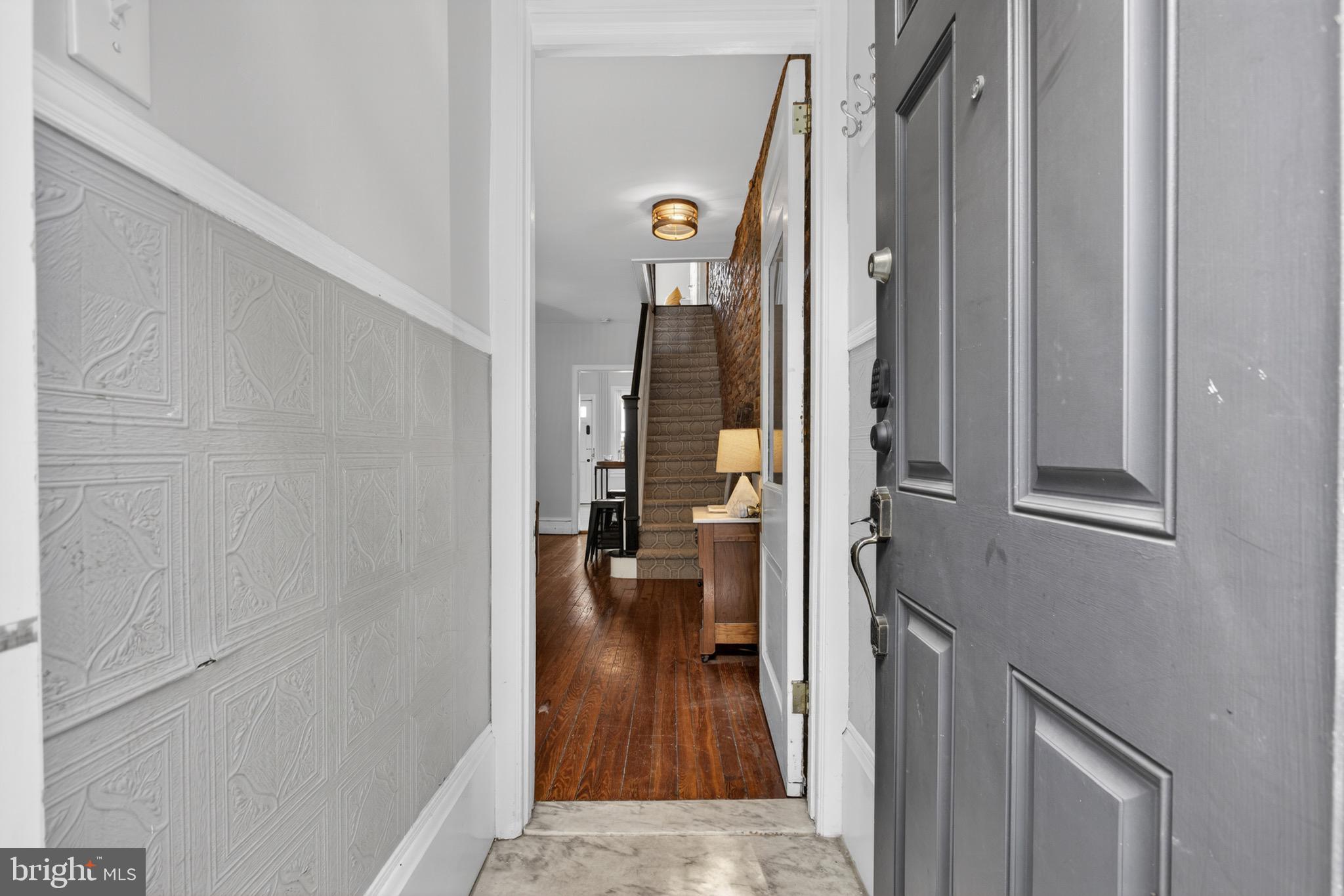FAIRMOUNT - Residential