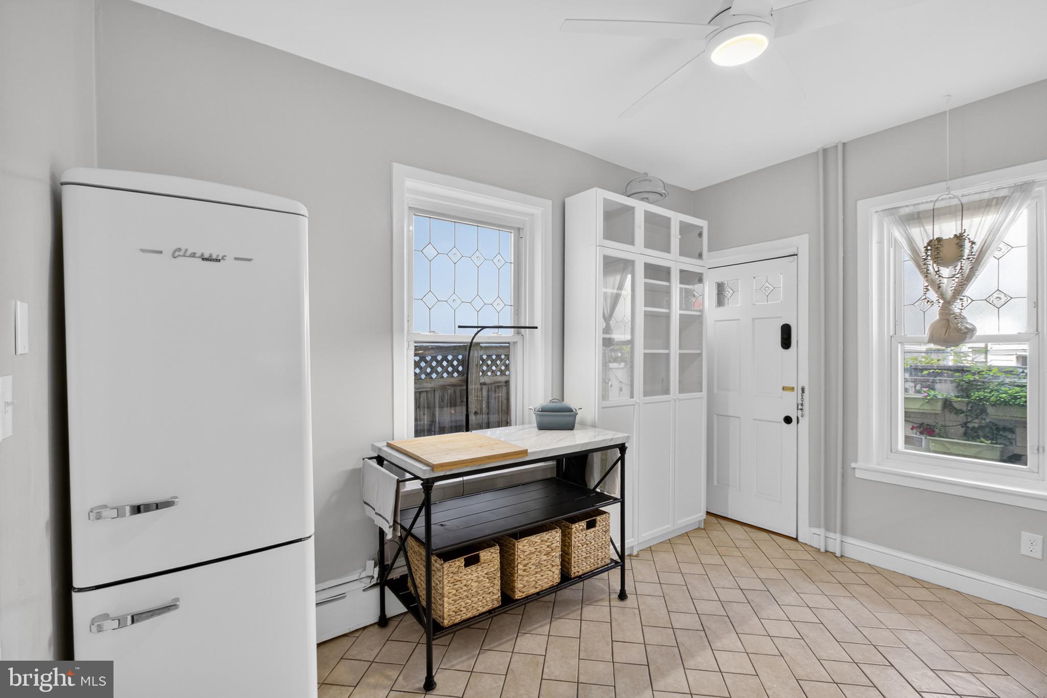 FAIRMOUNT - Residential